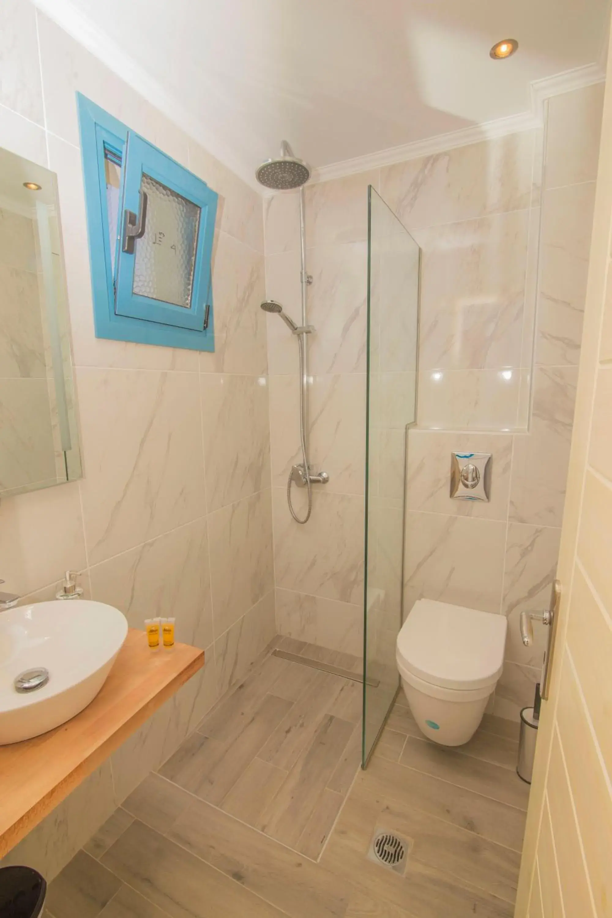 Deluxe Double Room with Balcony in Akrotiri Deluxe Double Room with Balcony in Akrotiri