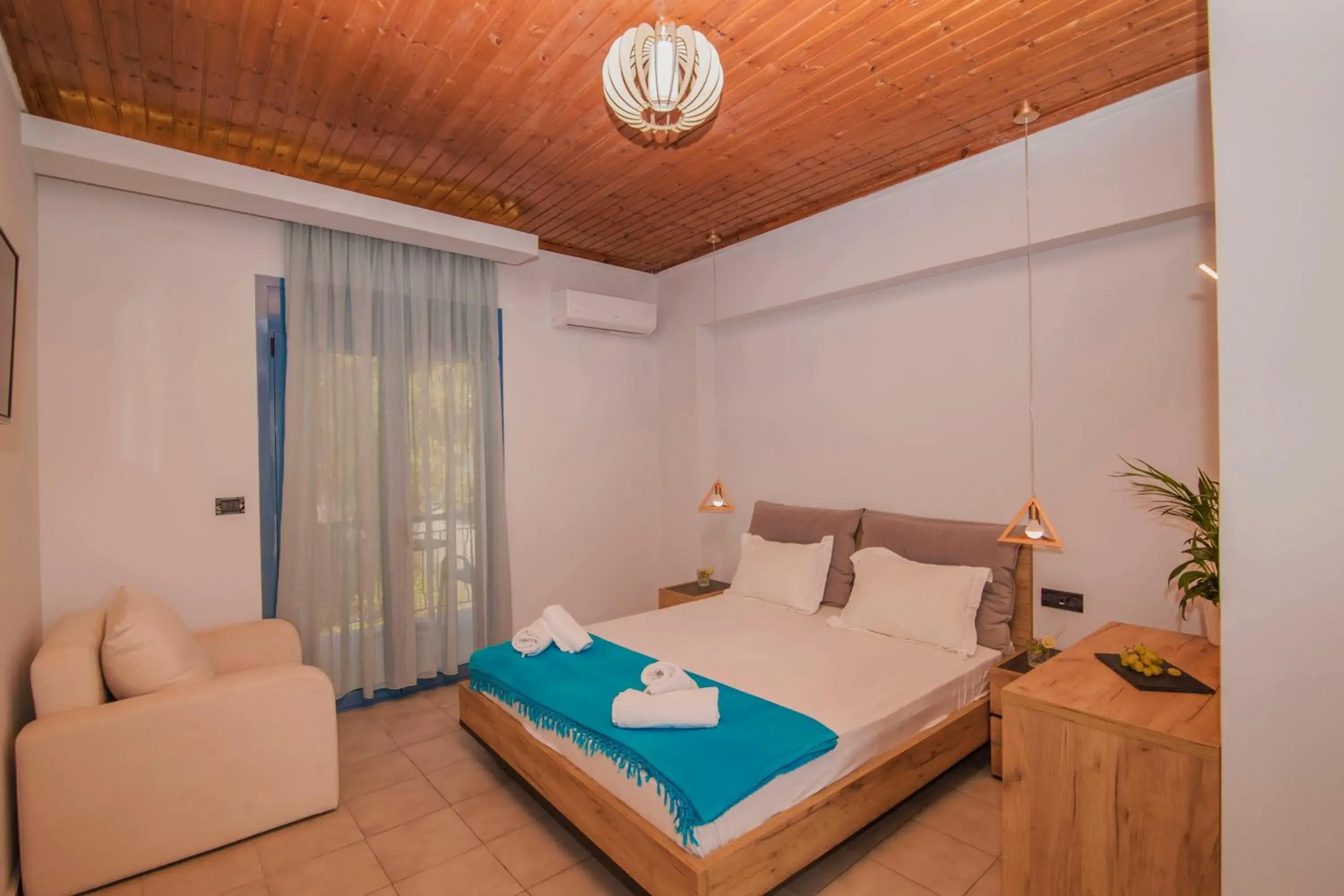 Deluxe Double Room with Balcony in Akrotiri Deluxe Double Room with Balcony in Akrotiri