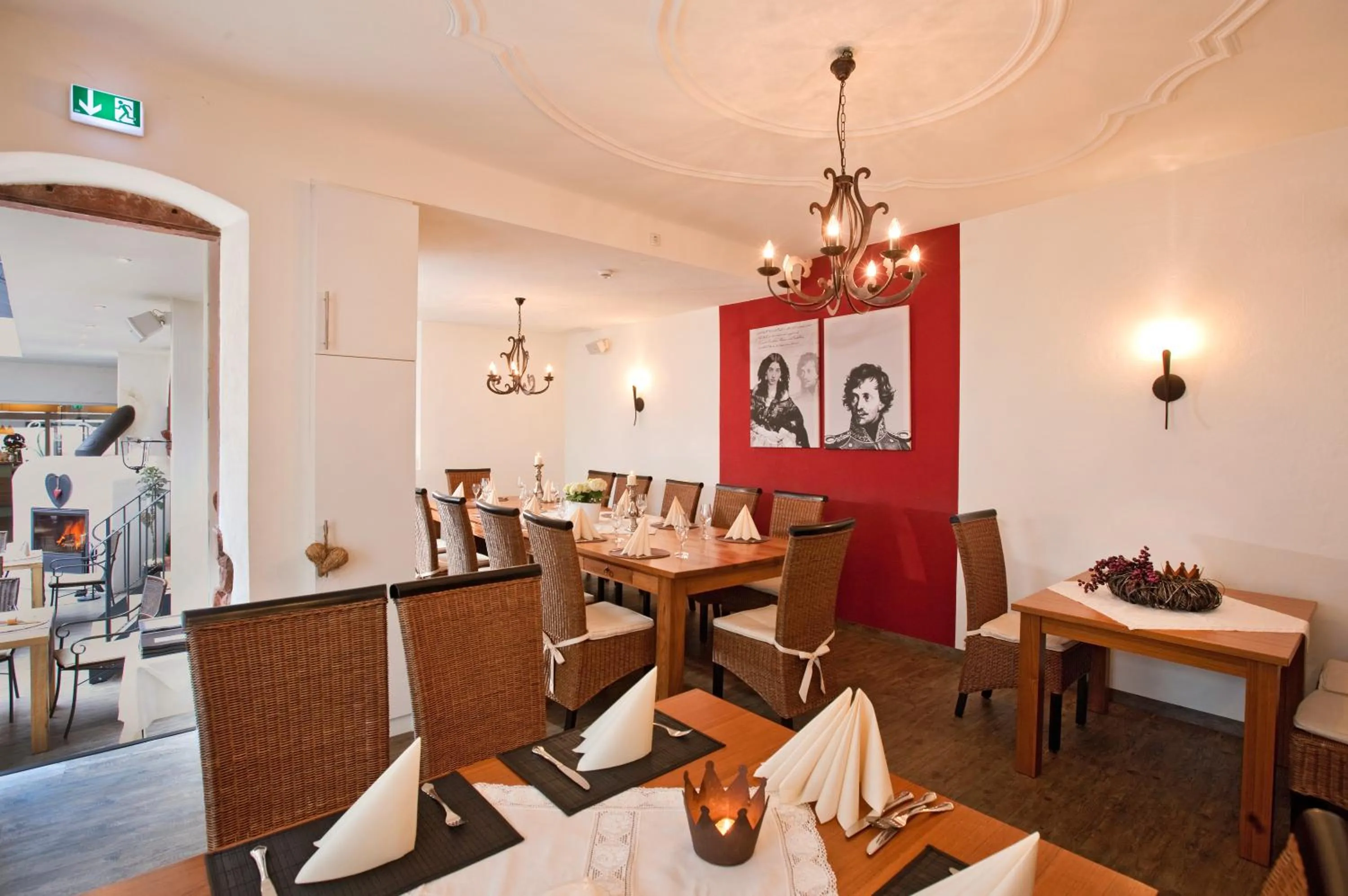 Restaurant/places to eat in Hotel-Restaurant Pfälzer Hof