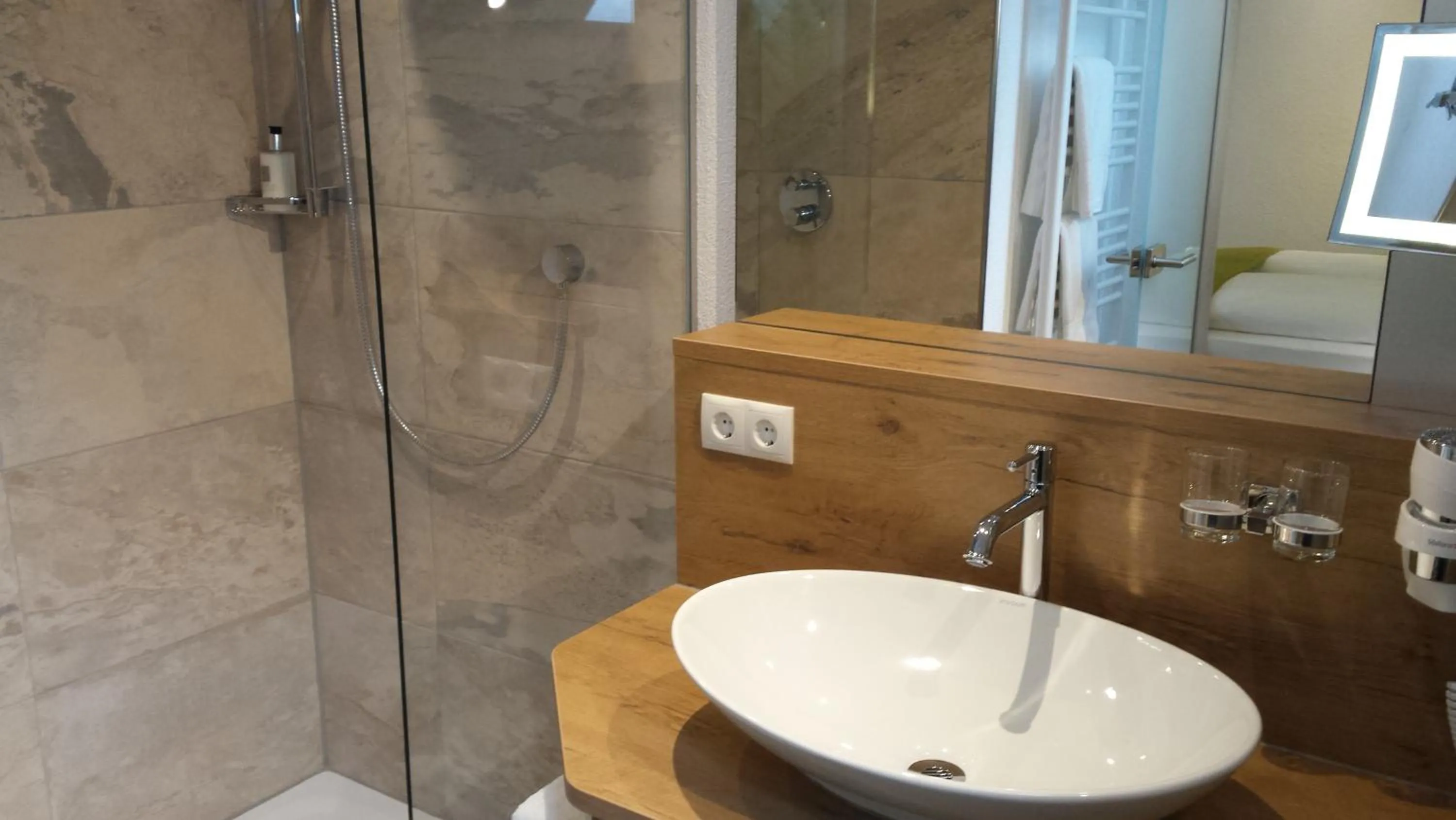 Bathroom in Hotel-Restaurant Pfälzer Hof