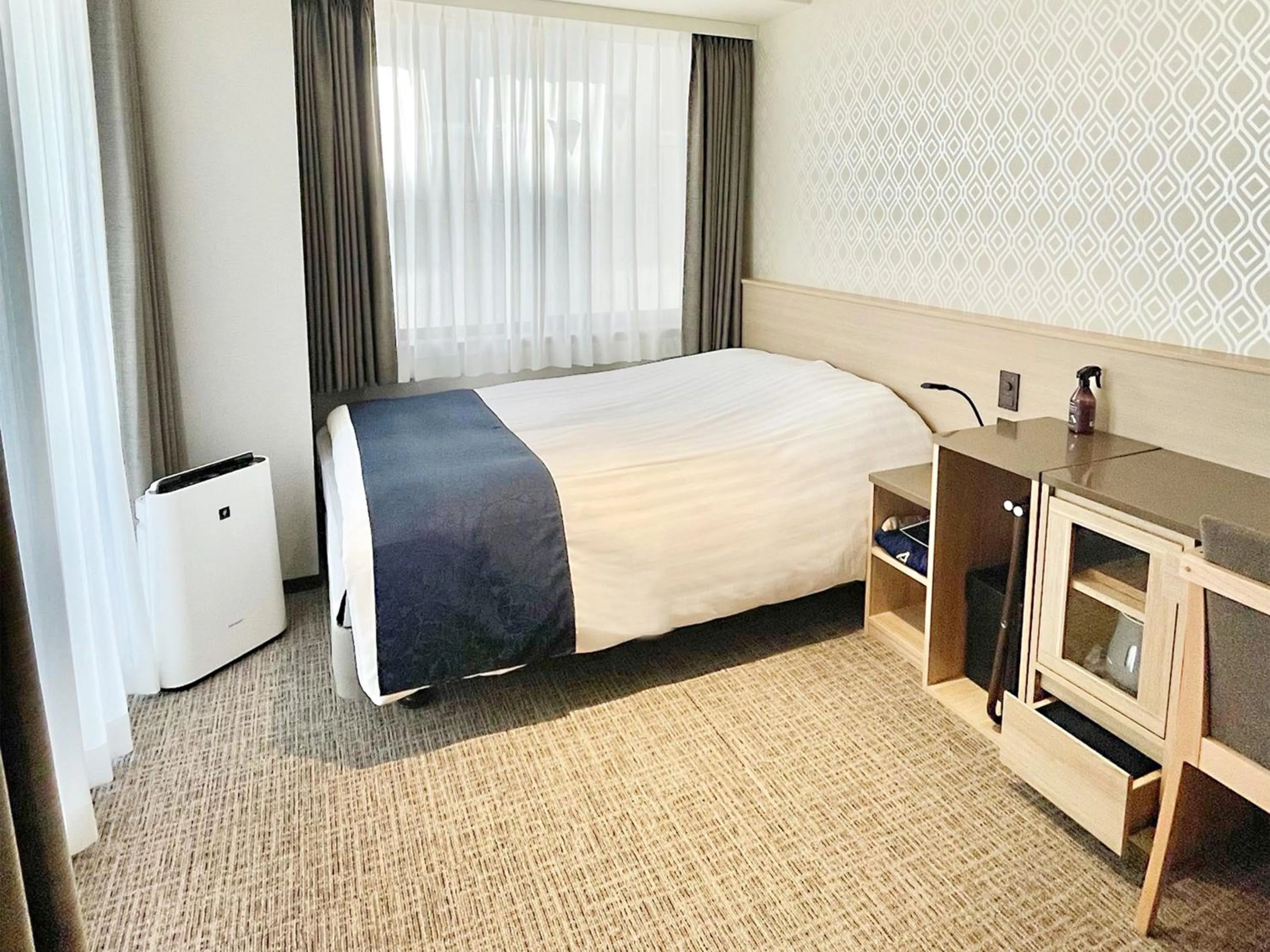 Photo of the whole room, Bed in Hotel Abest Grande Takatsuki