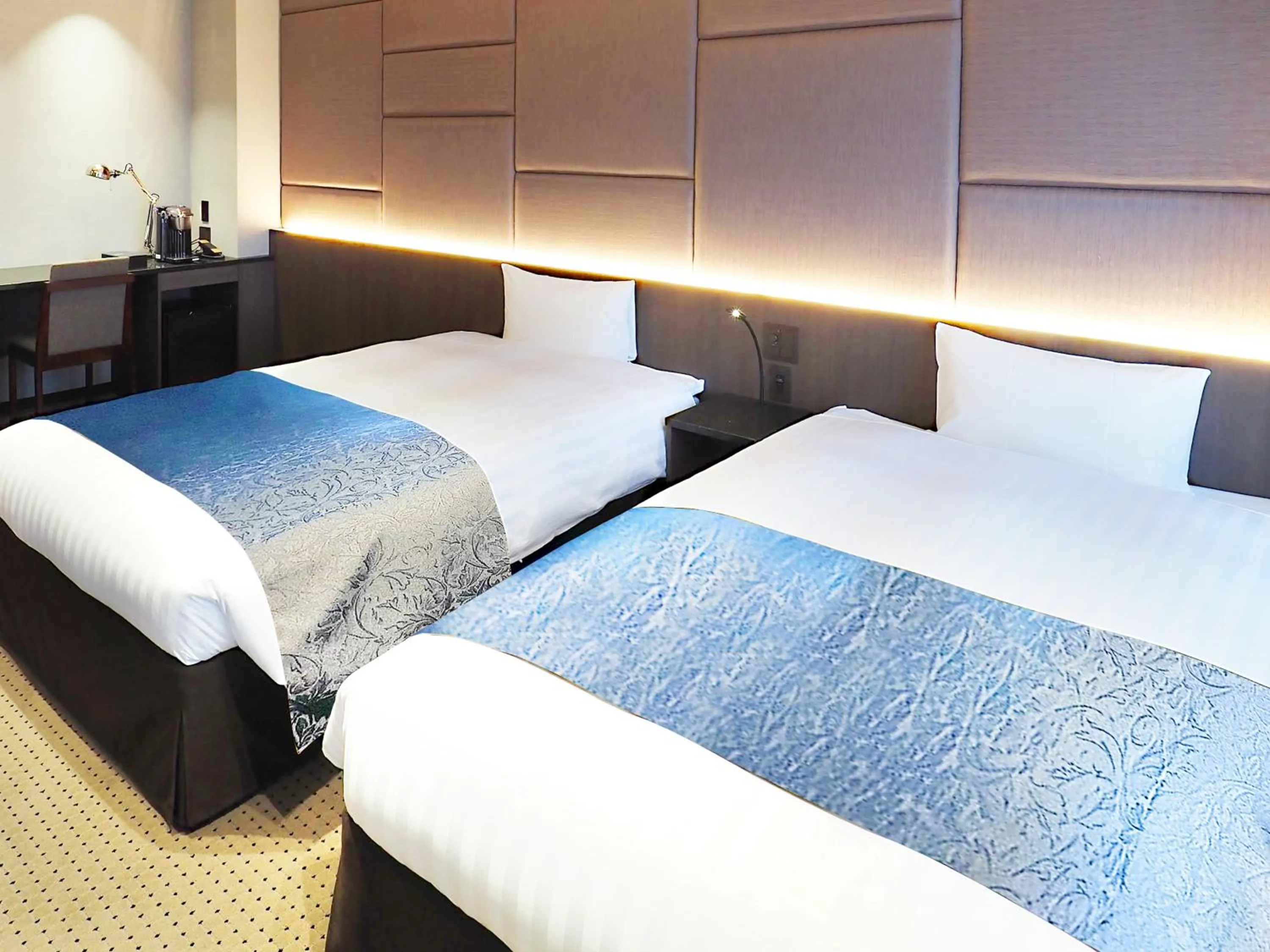 Photo of the whole room, Bed in Hotel Abest Grande Takatsuki