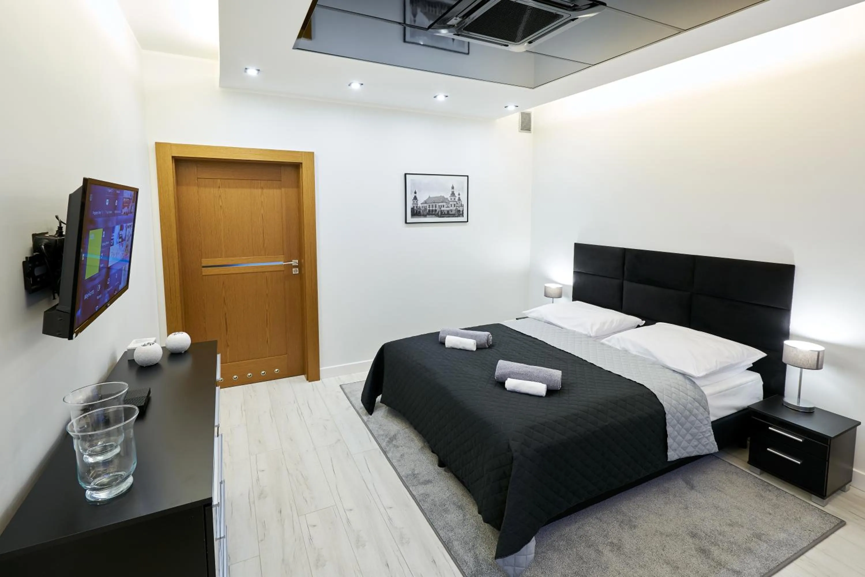 Bedroom, Bed in Prestige Apartamenty VINCI Centrum