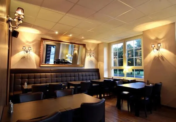 Restaurant/places to eat in Hotel Restaurant zum Löwen