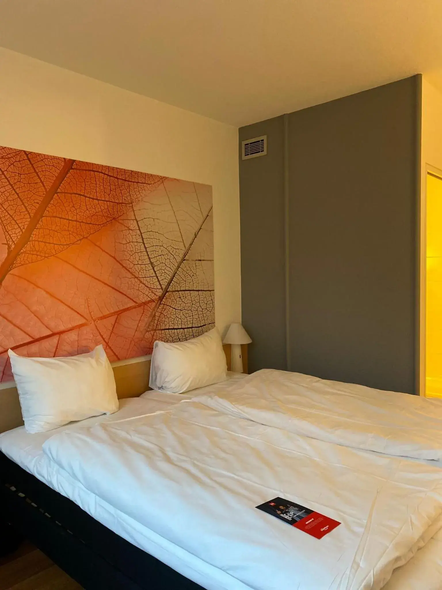 Staff, Bed in ibis Koblenz City Staff, Bed in ibis Koblenz City