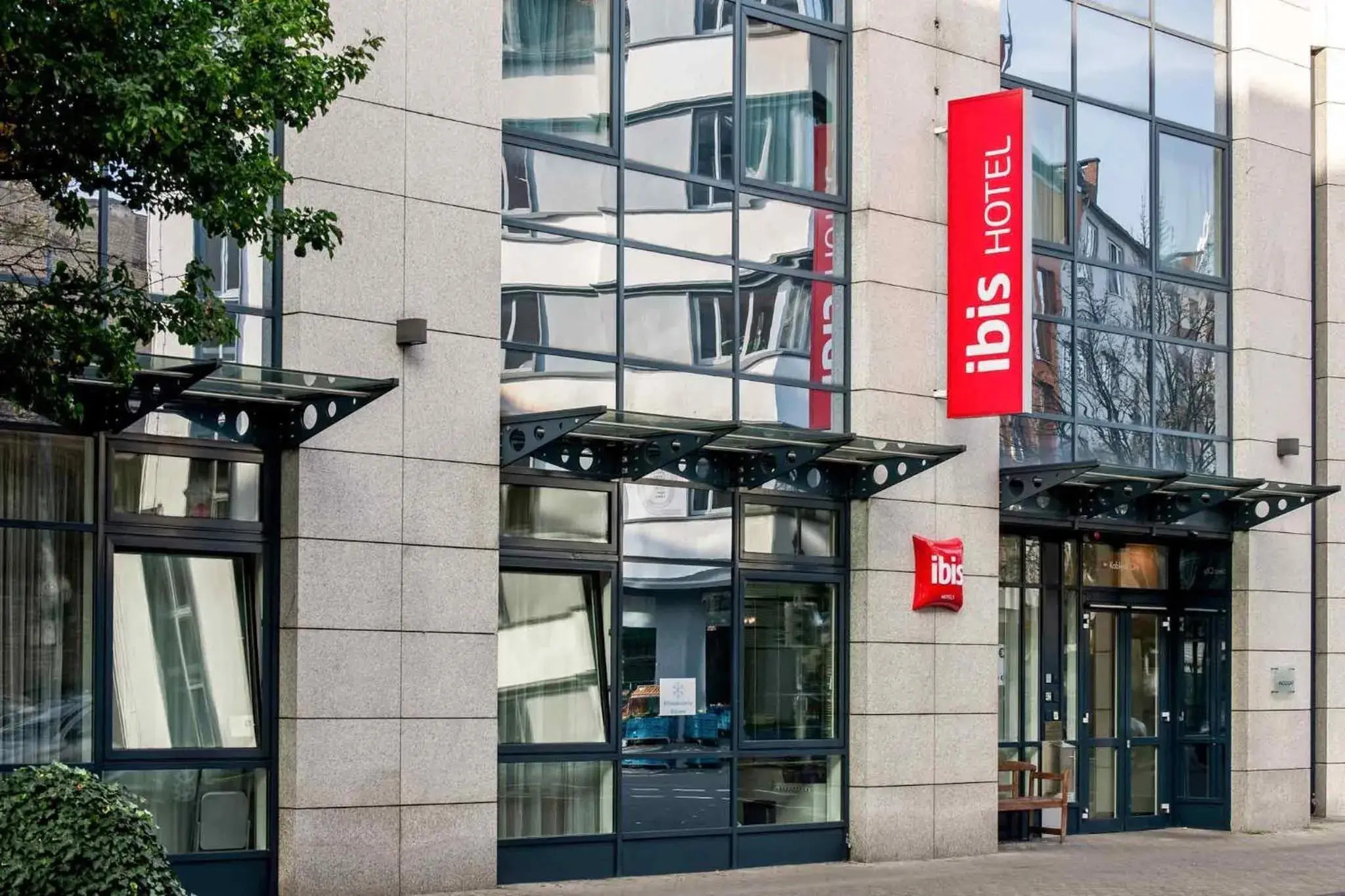 Property building in ibis Koblenz City Property building in ibis Koblenz City