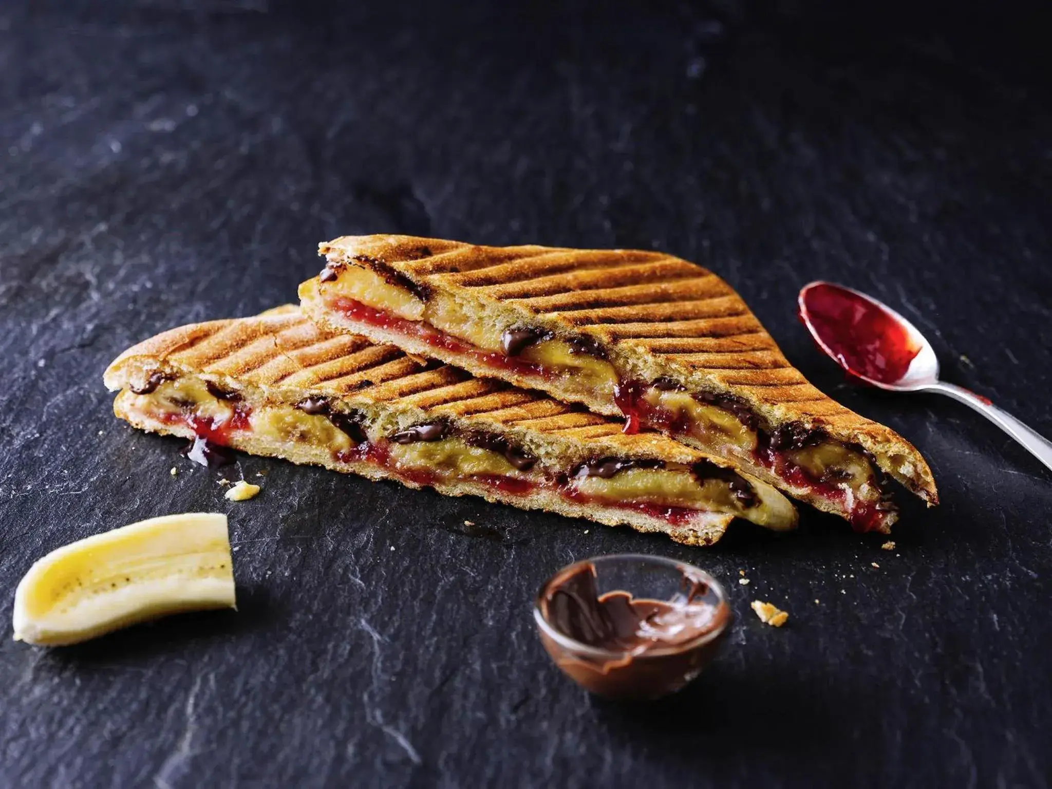 Lounge or bar in ibis Koblenz City Lounge or bar in ibis Koblenz City