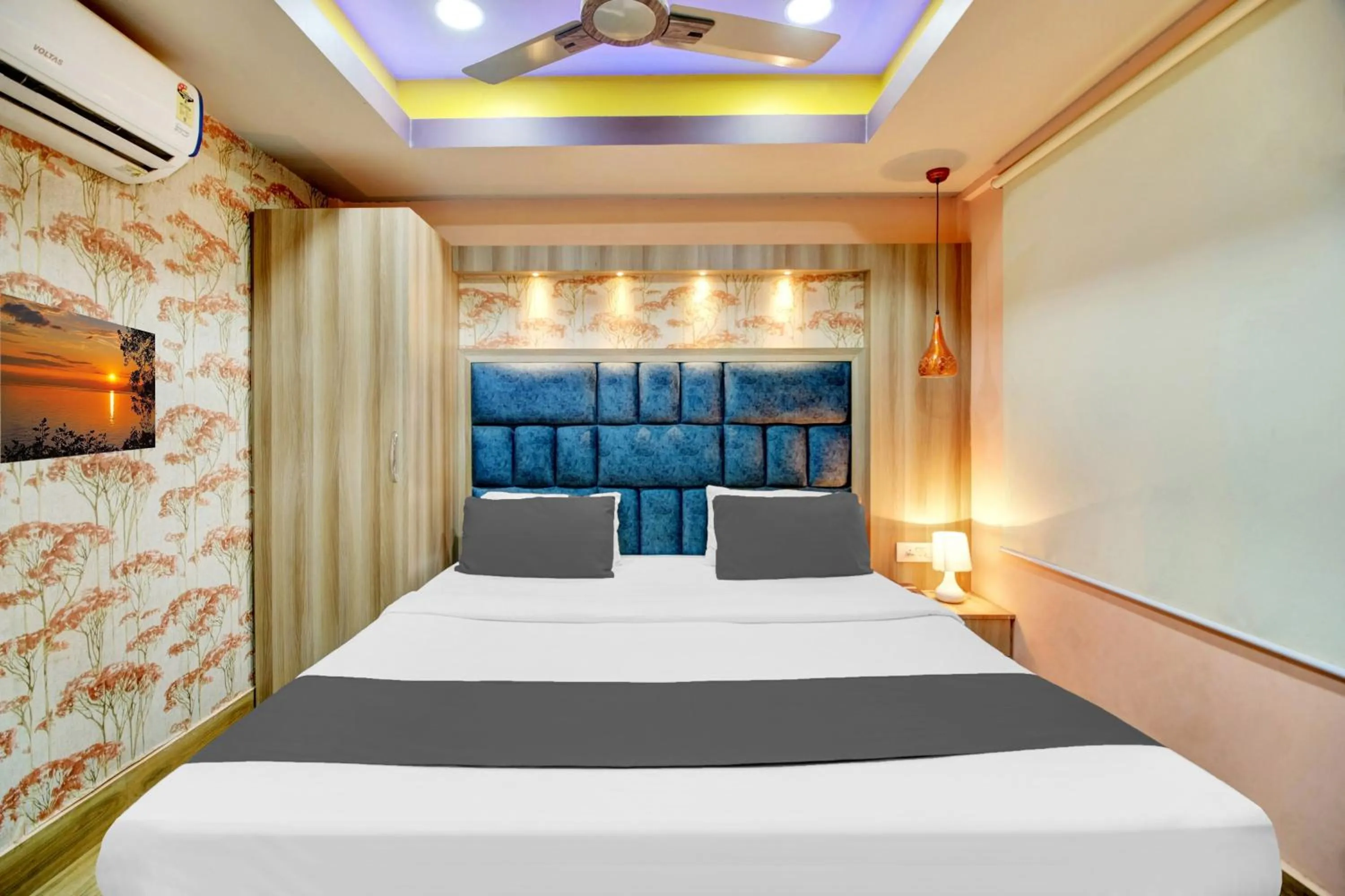 Bedroom, Bed in Super Hotel O Gorchuk Guwahati