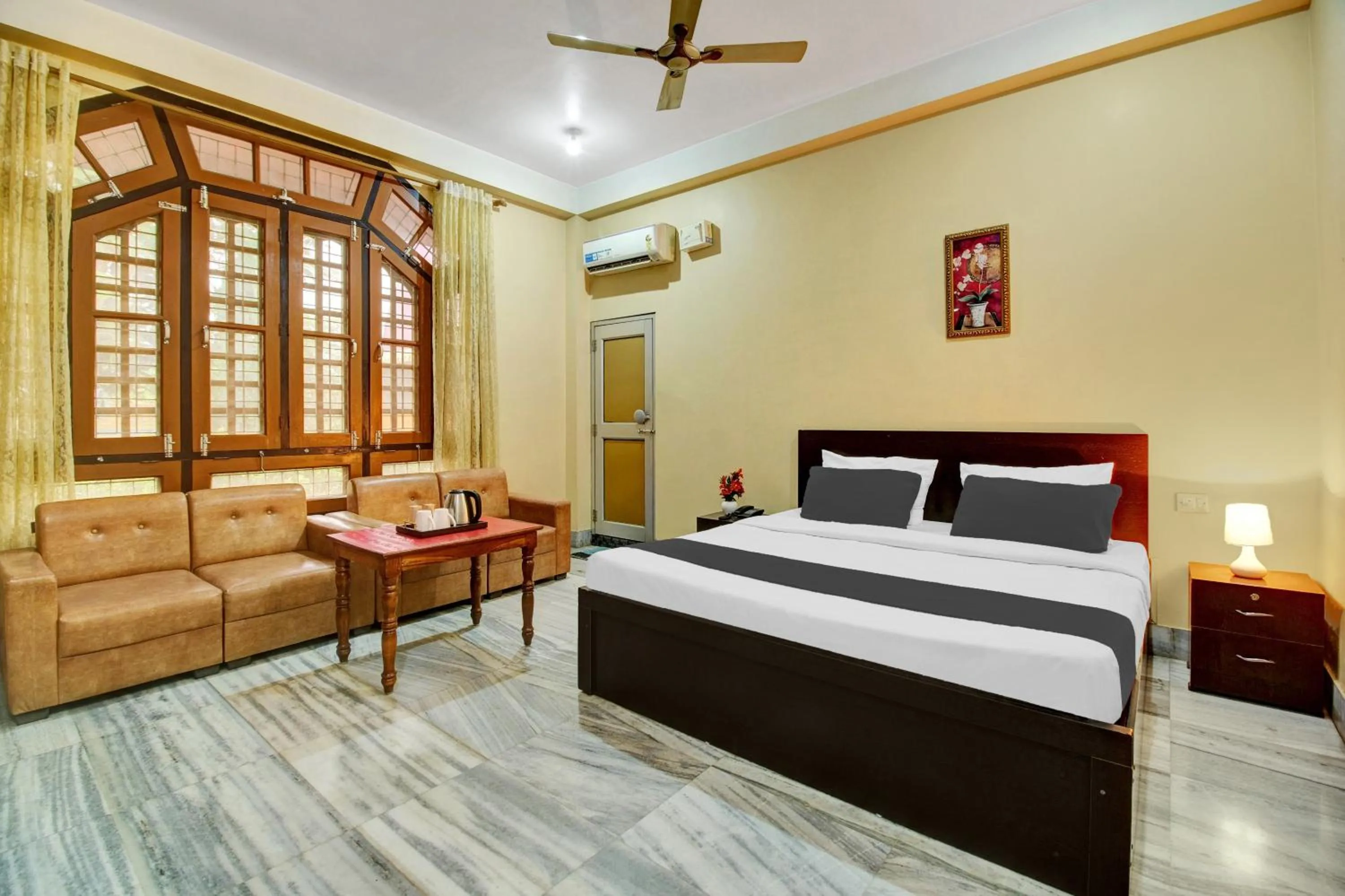 Bedroom, Bed in Super Hotel O Gorchuk Guwahati
