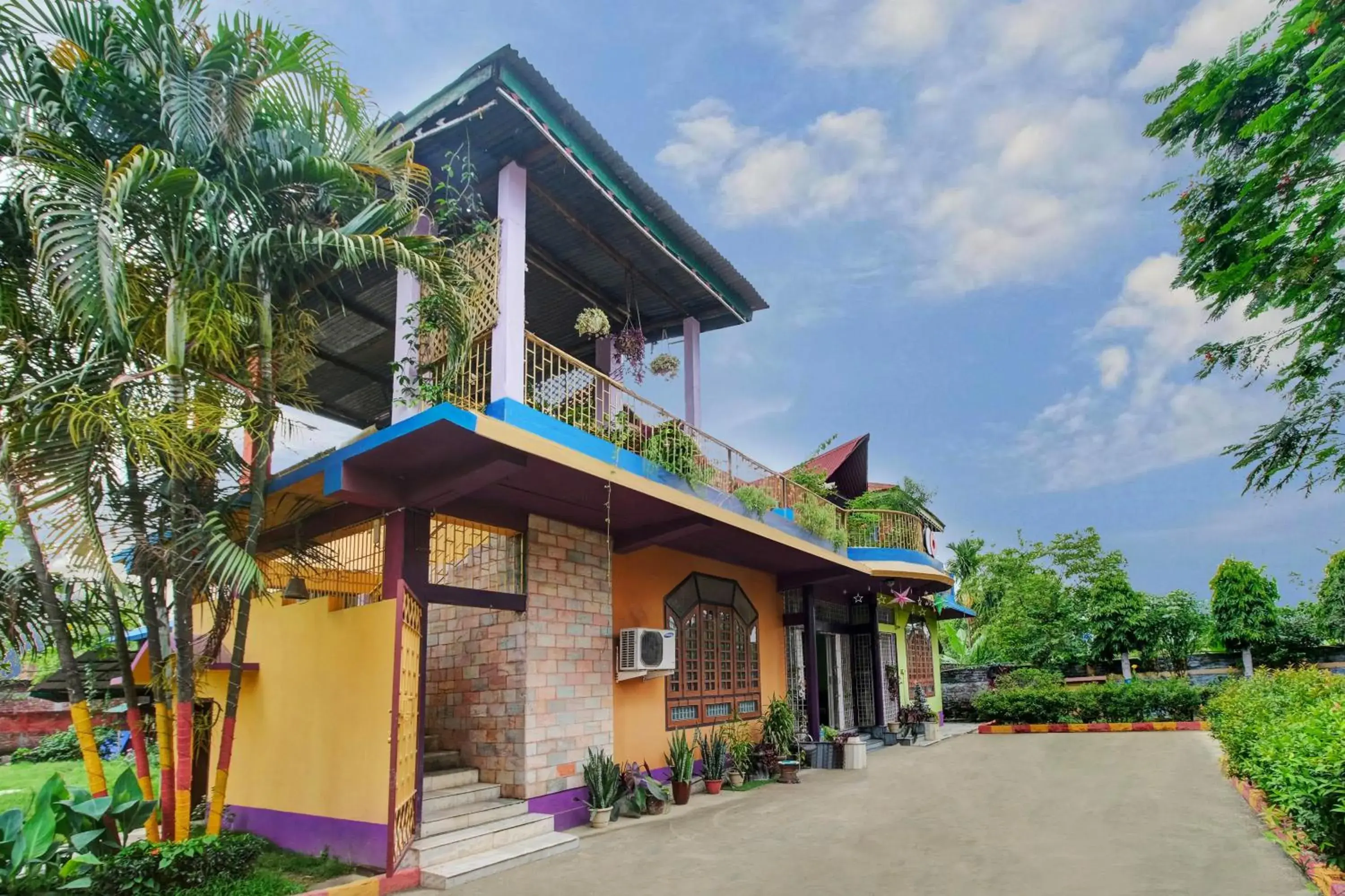 Facade/entrance in Super Hotel O Gorchuk Guwahati Facade/entrance in Super Hotel O Gorchuk Guwahati