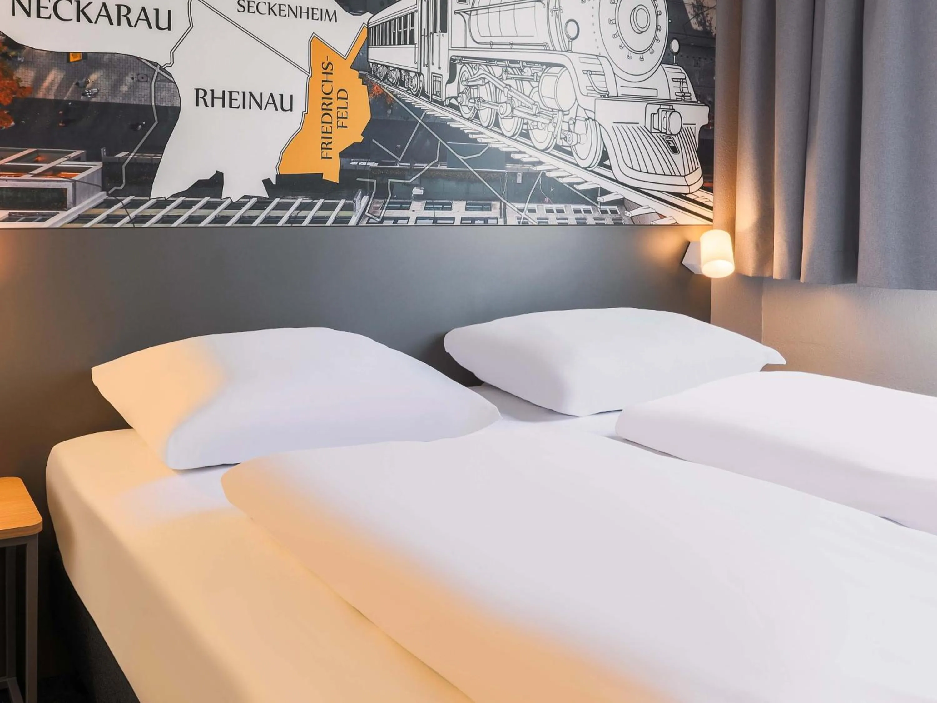 Photo of the whole room, Bed in B&B Hotel Mannheim-Friedrichsfeld