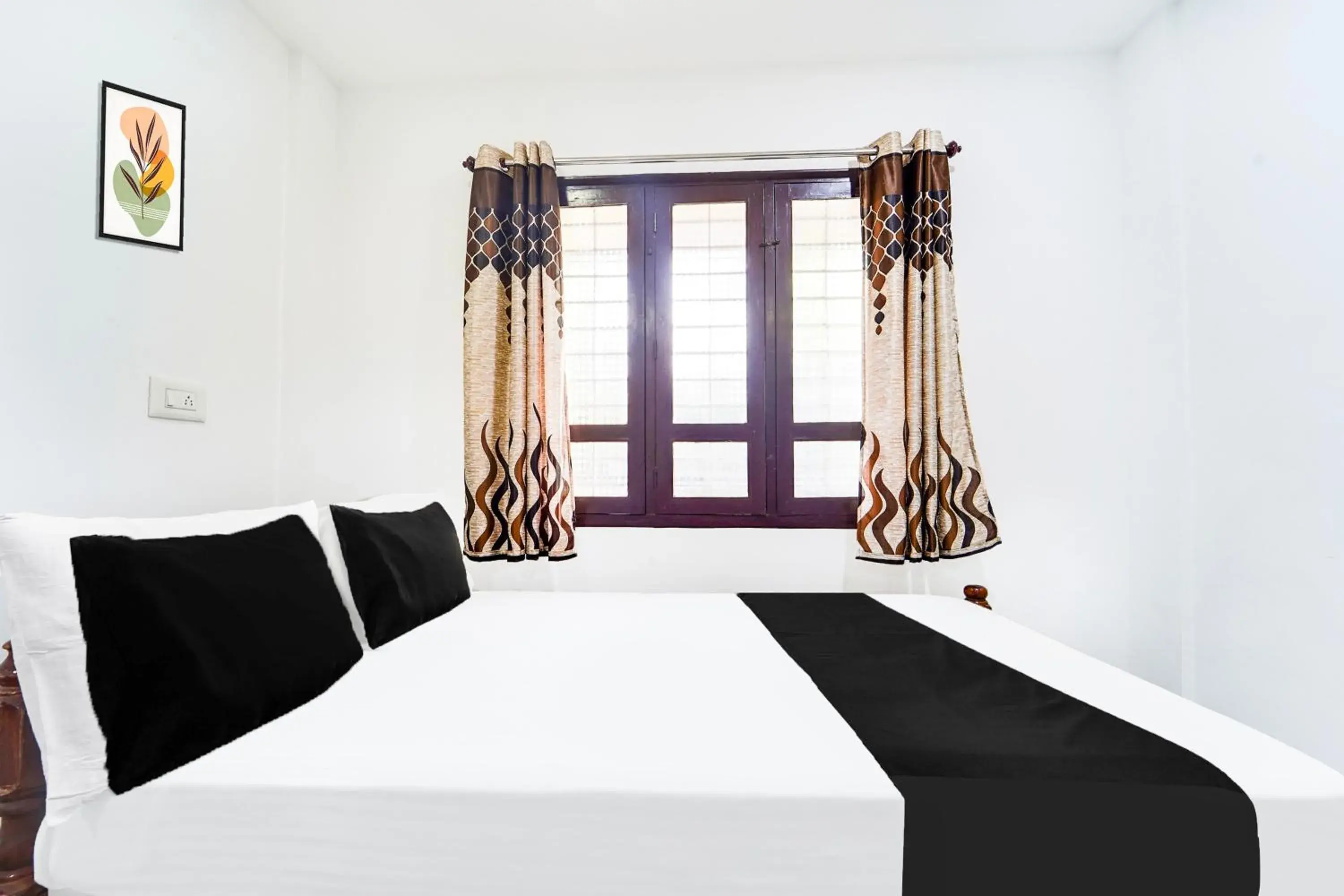 Bedroom, Bed in Super Hotel O Kanyakumari Near Sunrise View formerly Jaisas Paradise Bedroom, Bed in Super Hotel O Kanyakumari Near Sunrise View formerly Jaisas Paradise