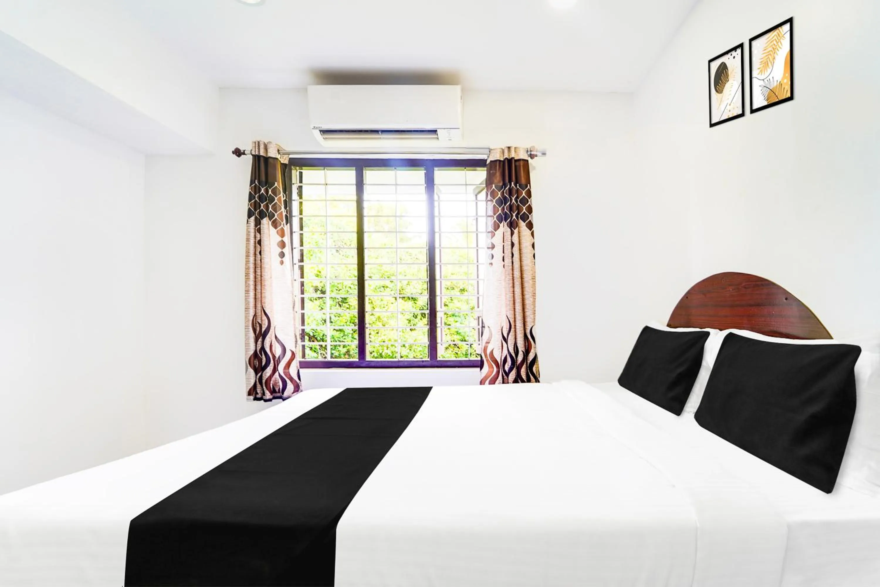 Bedroom, Bed in Super Hotel O Kanyakumari Near Sunrise View formerly Jaisas Paradise