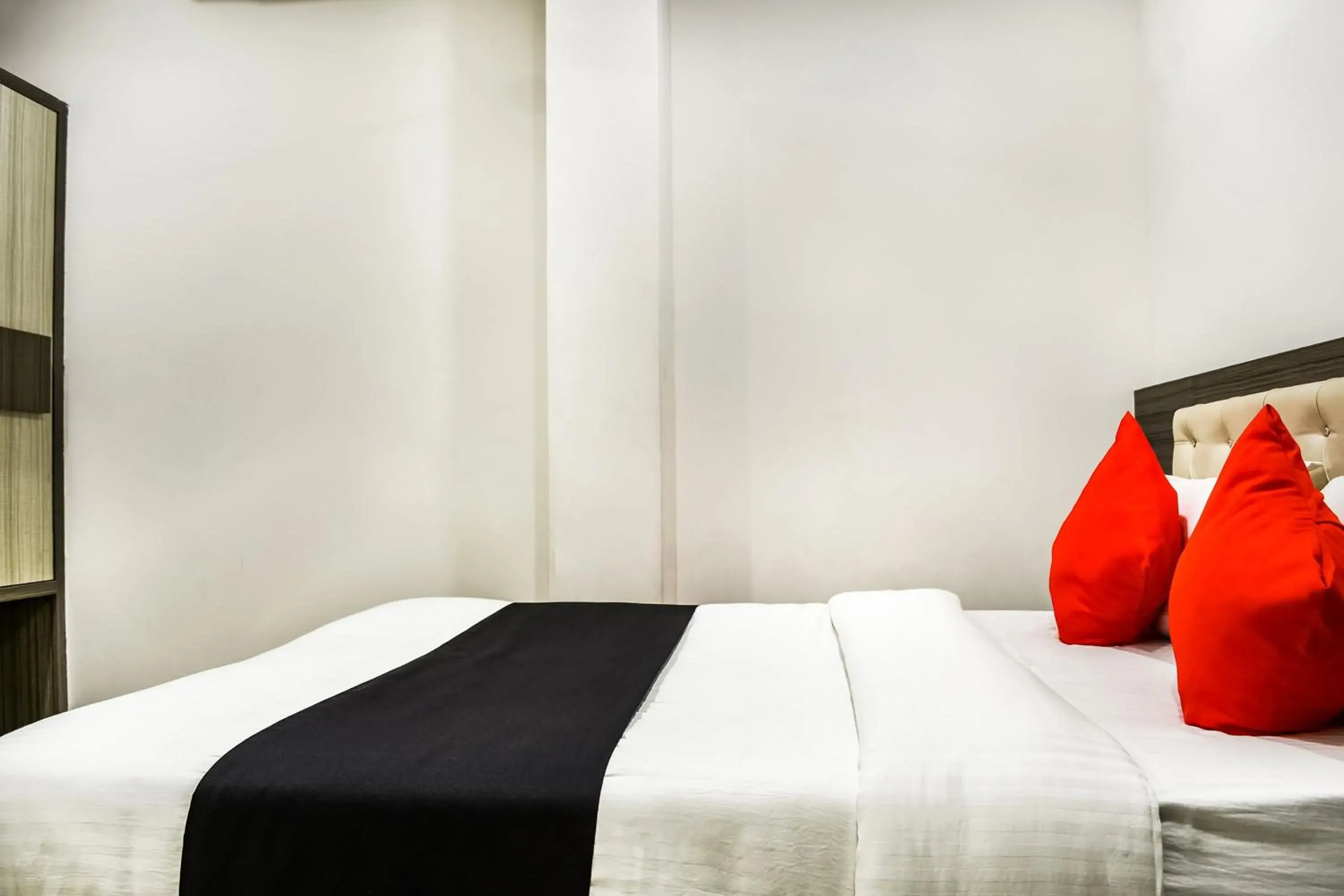 Bedroom, Bed in Capital O Jai Adisson Bedroom, Bed in Capital O Jai Adisson