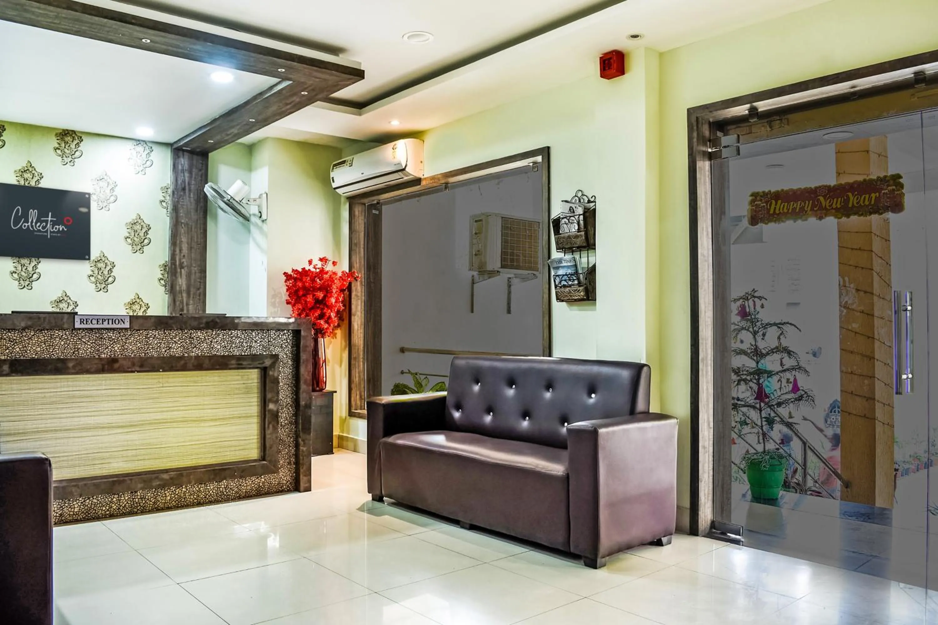 Lobby or reception in Capital O Jai Adisson
