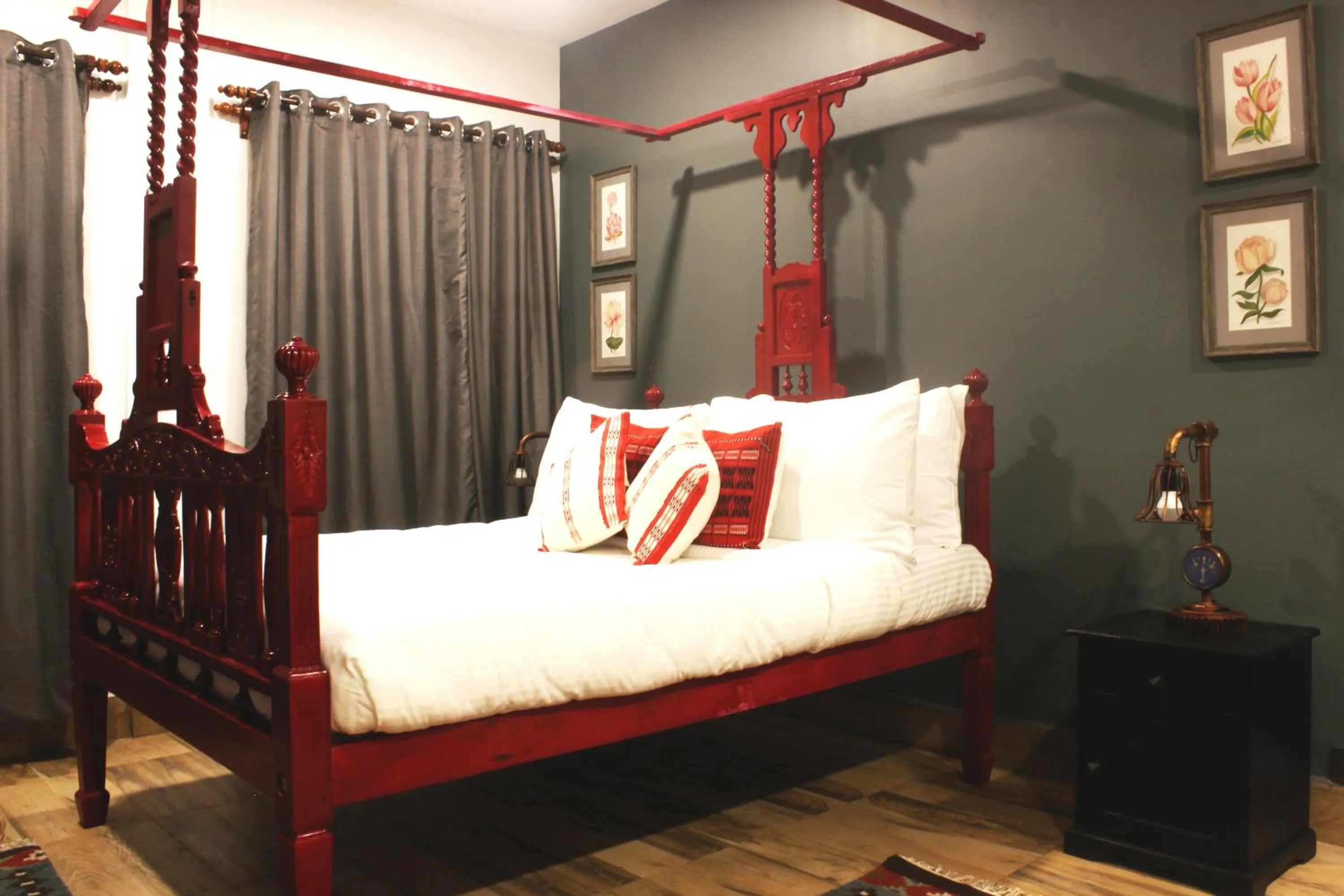 Bed in The Temi Bungalow South Sikkim