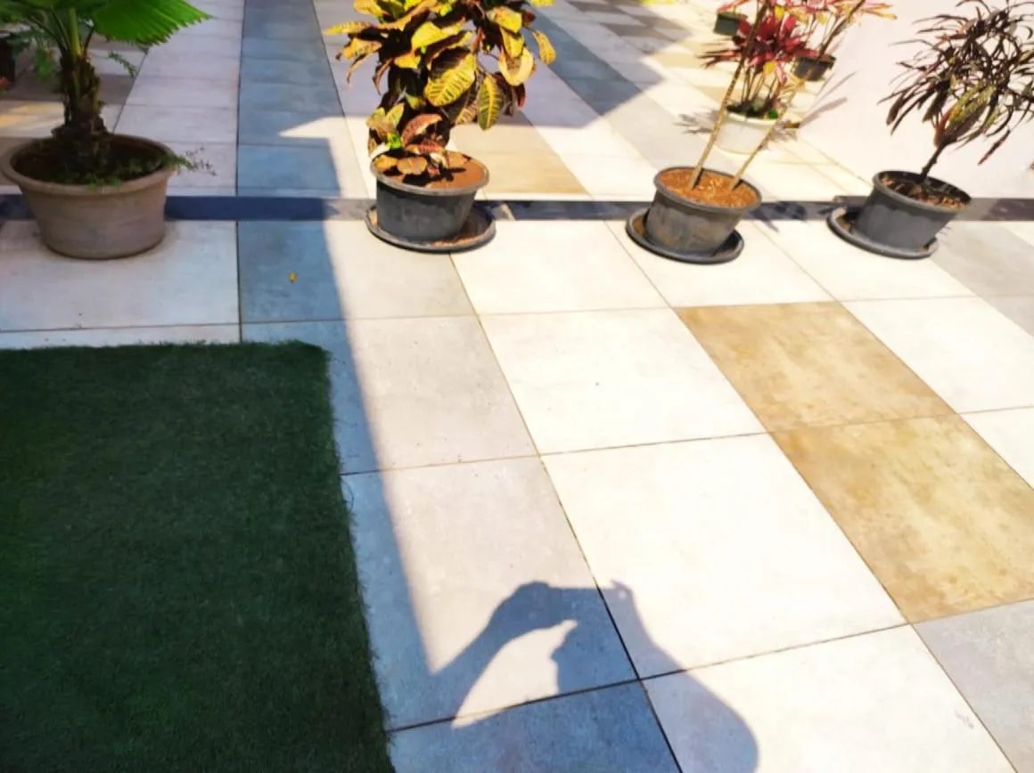 Patio in Hotel Manasi INN