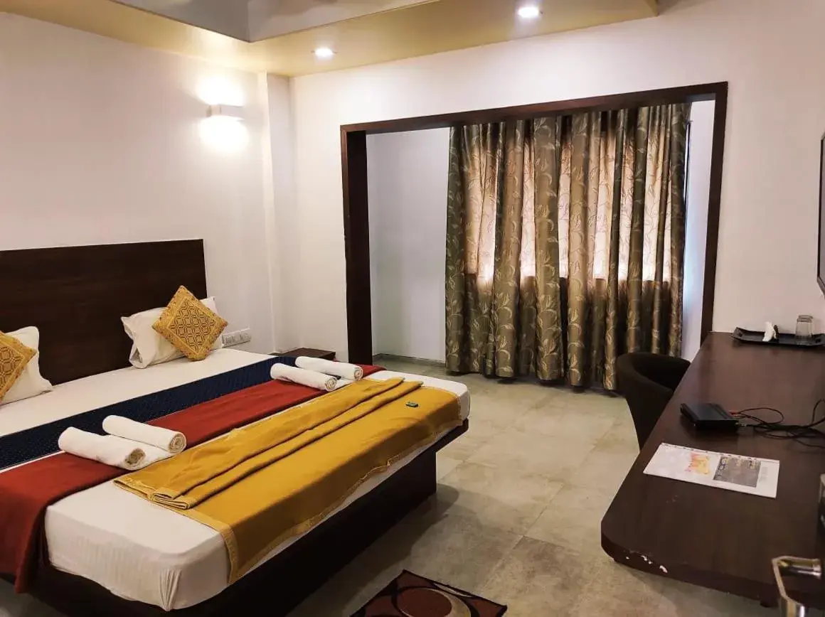 Bed in Hotel Manasi INN Bed in Hotel Manasi INN