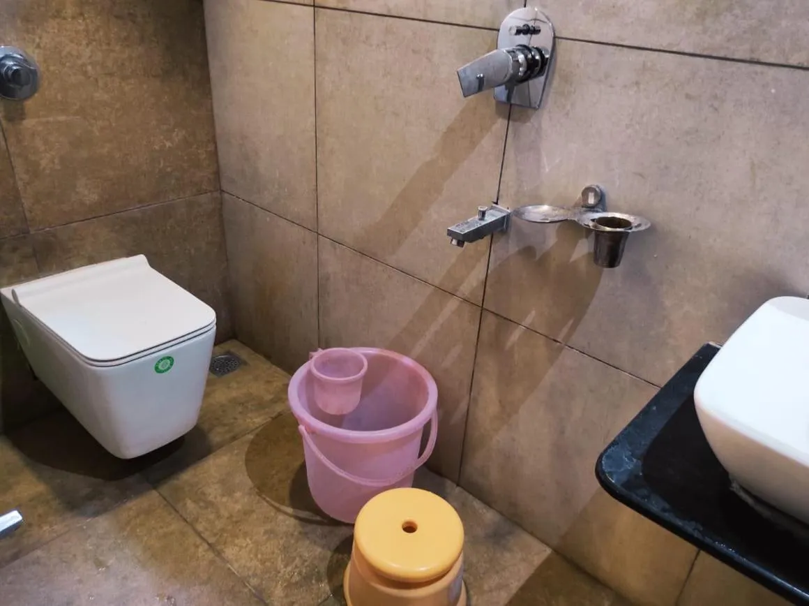 Bathroom in Hotel Manasi INN