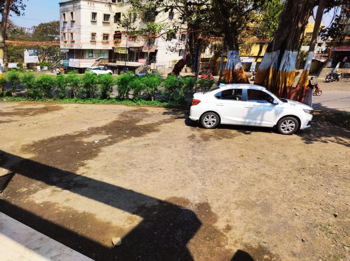 Parking in Hotel Manasi INN