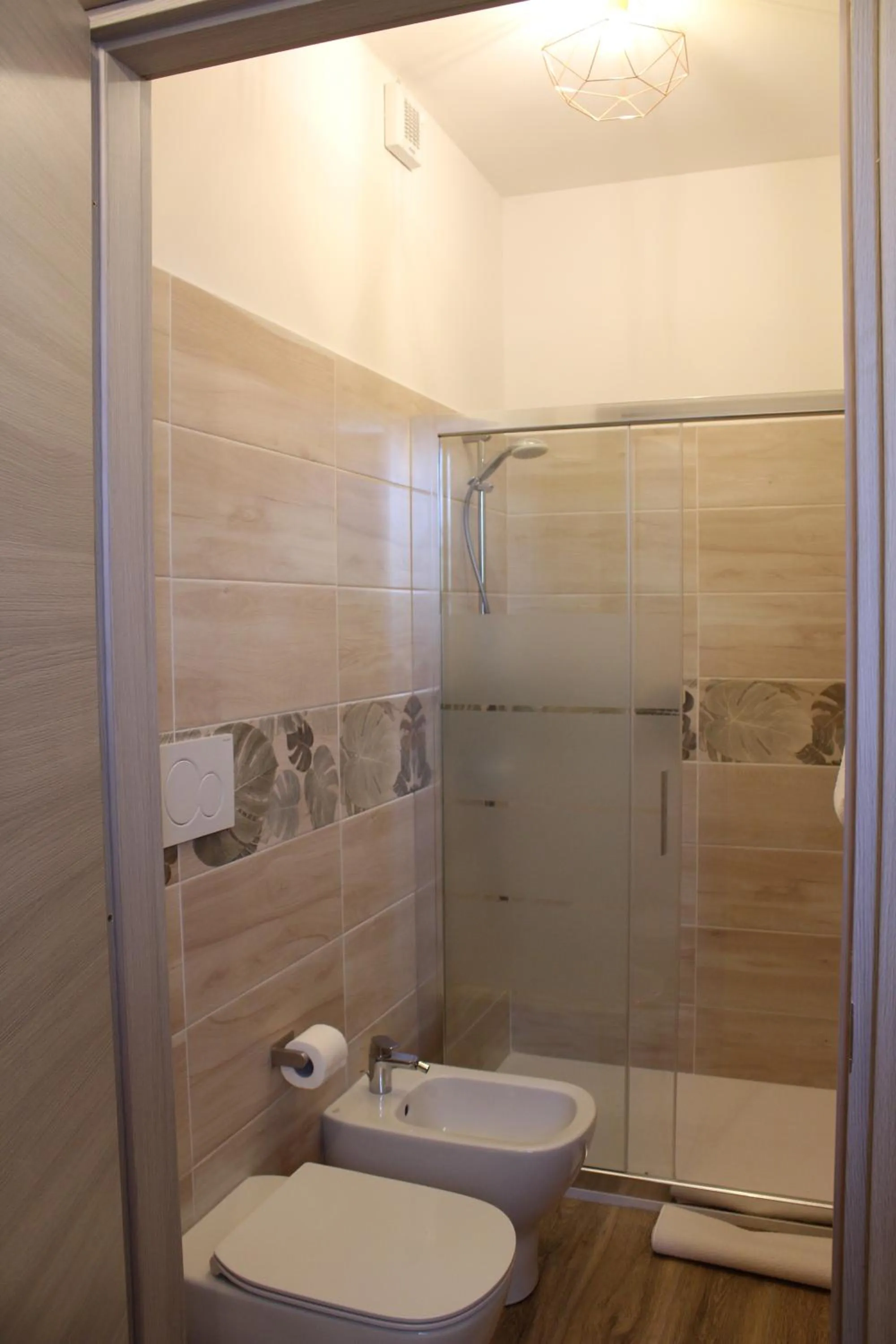 Shower in B&B Villa Verona Bike