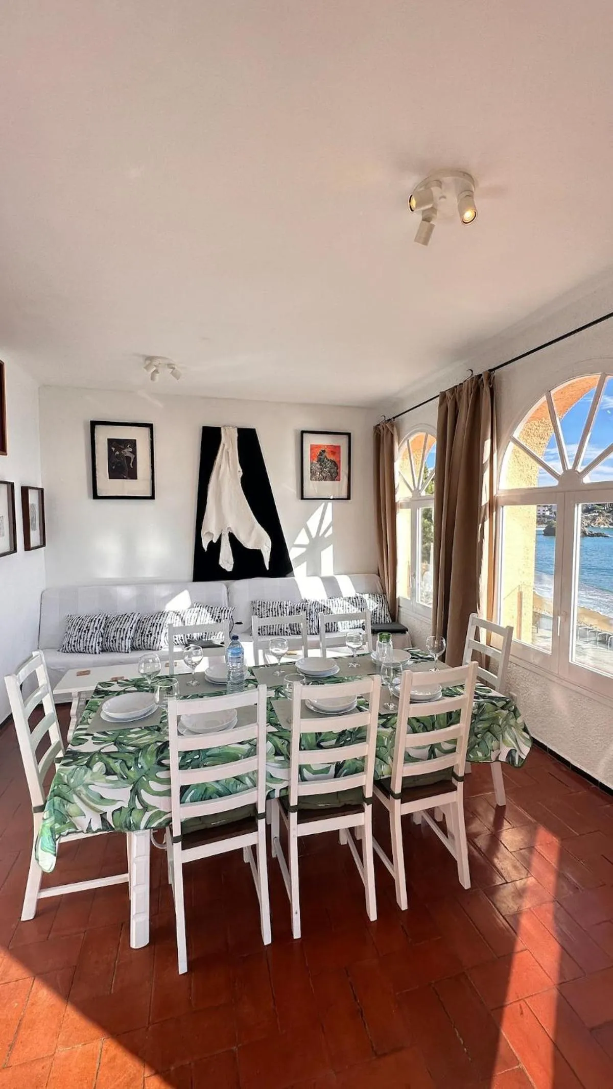 Living room in Apartamento con jardín a 11 metros de la playa. CG.