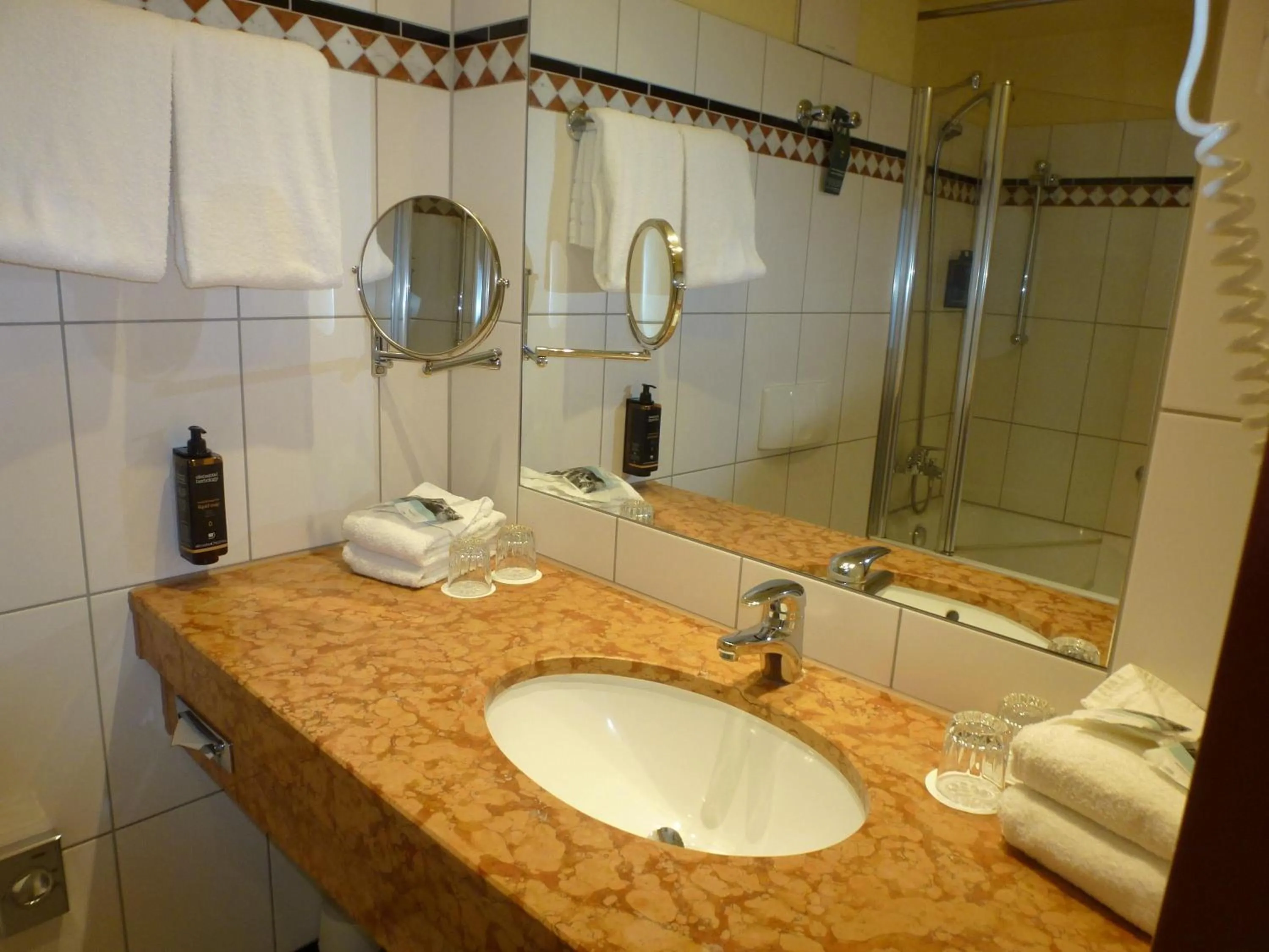 Bedroom in Mercure Hotel Riesa Dresden Elbland