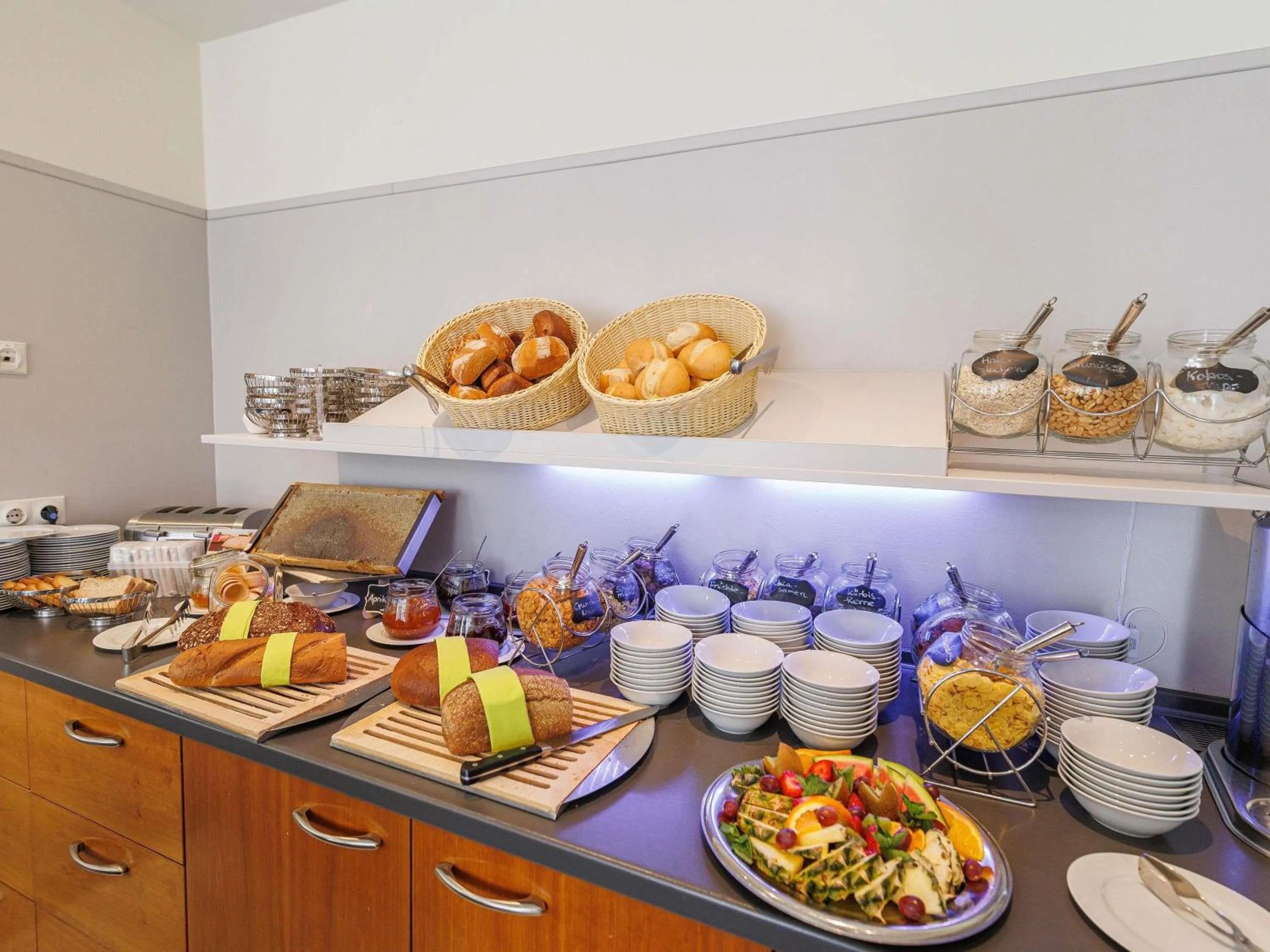 Breakfast in Mercure Hotel Riesa Dresden Elbland