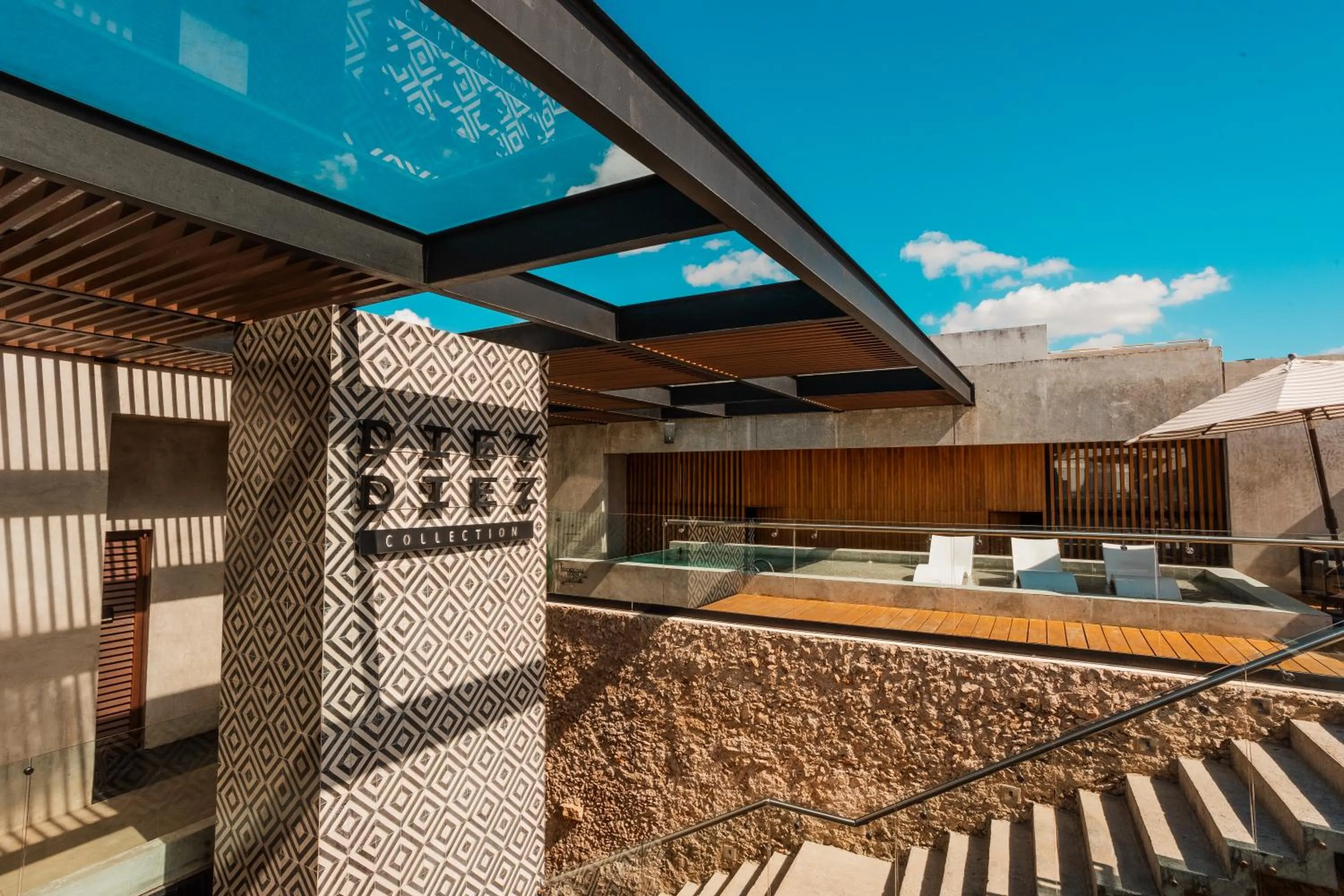 Day in Diez Diez Collection