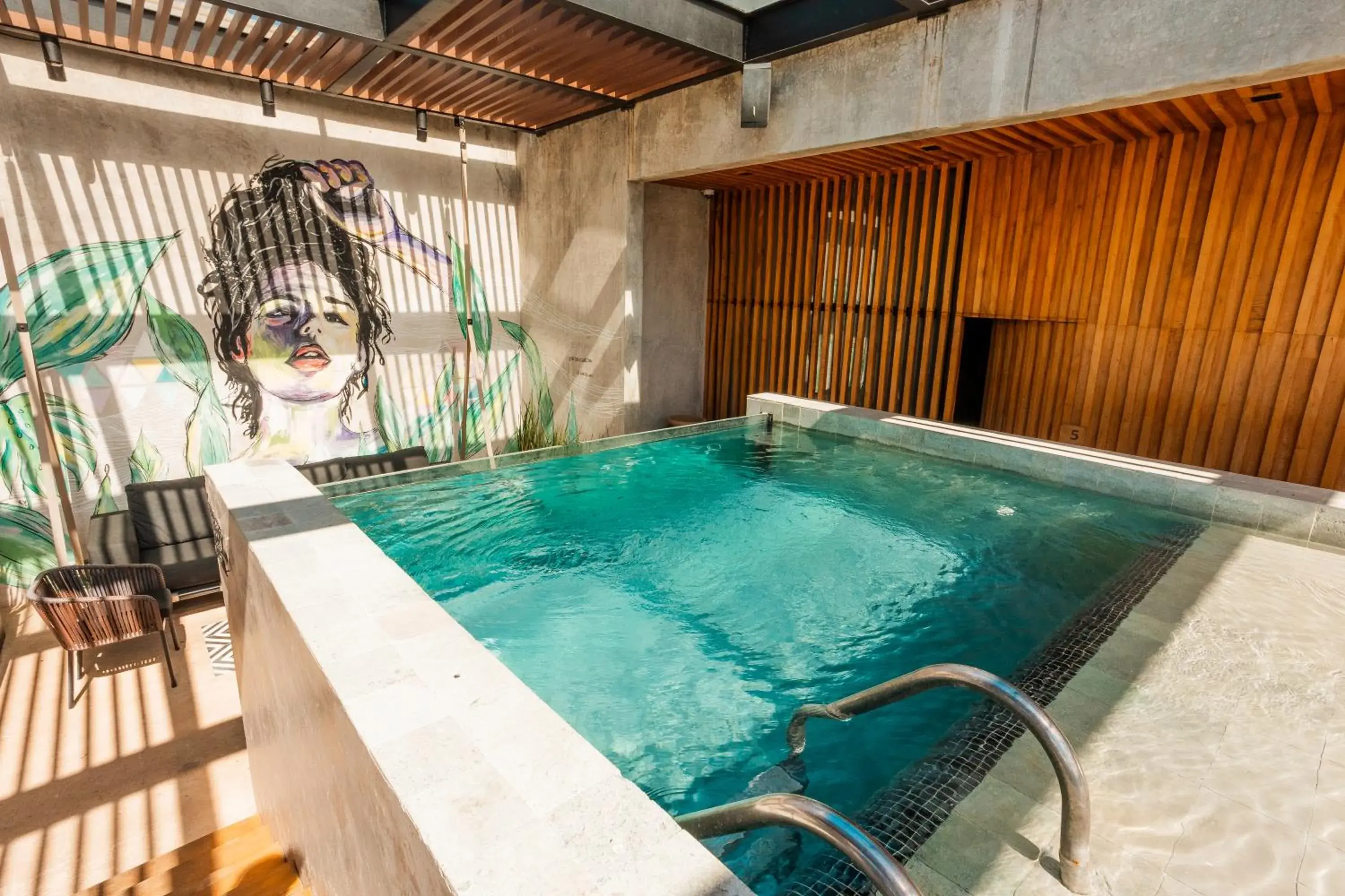 Pool view in Diez Diez Collection Pool view in Diez Diez Collection