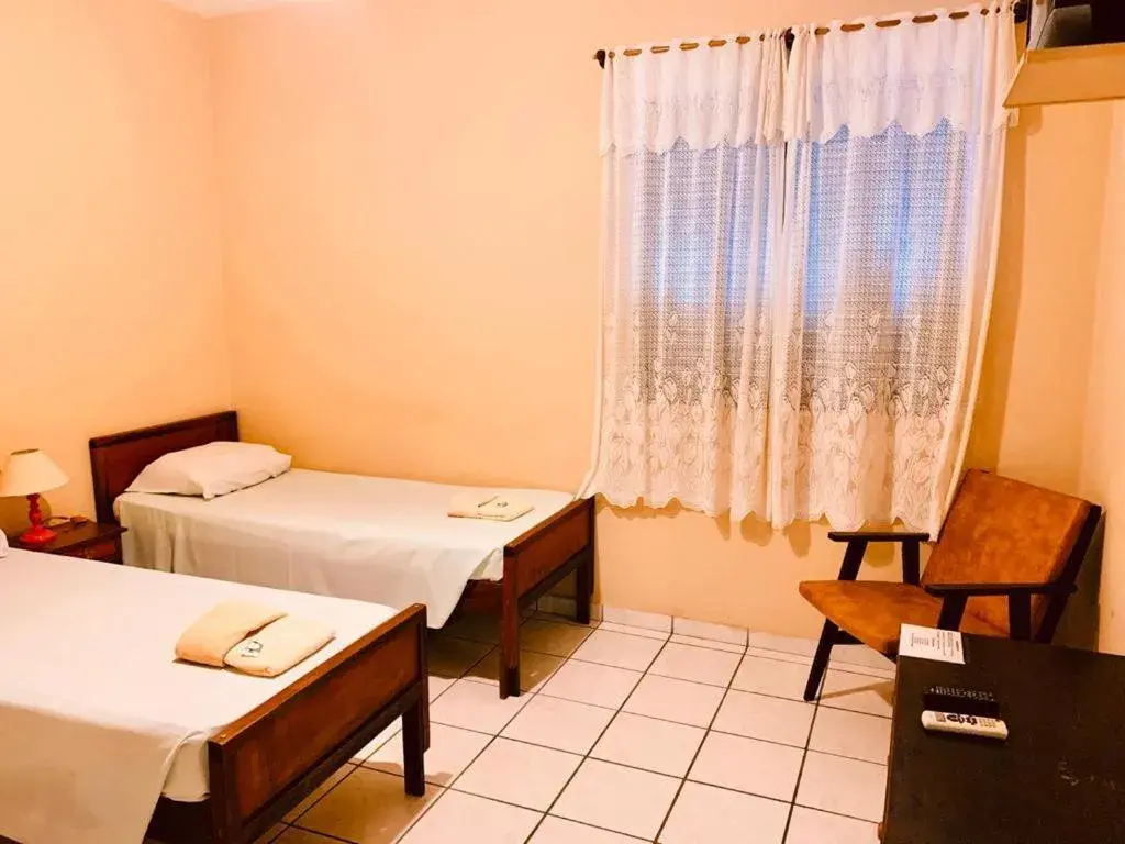 Single Room - single occupancy in Hotel São Pedro Single Room - single occupancy in Hotel São Pedro