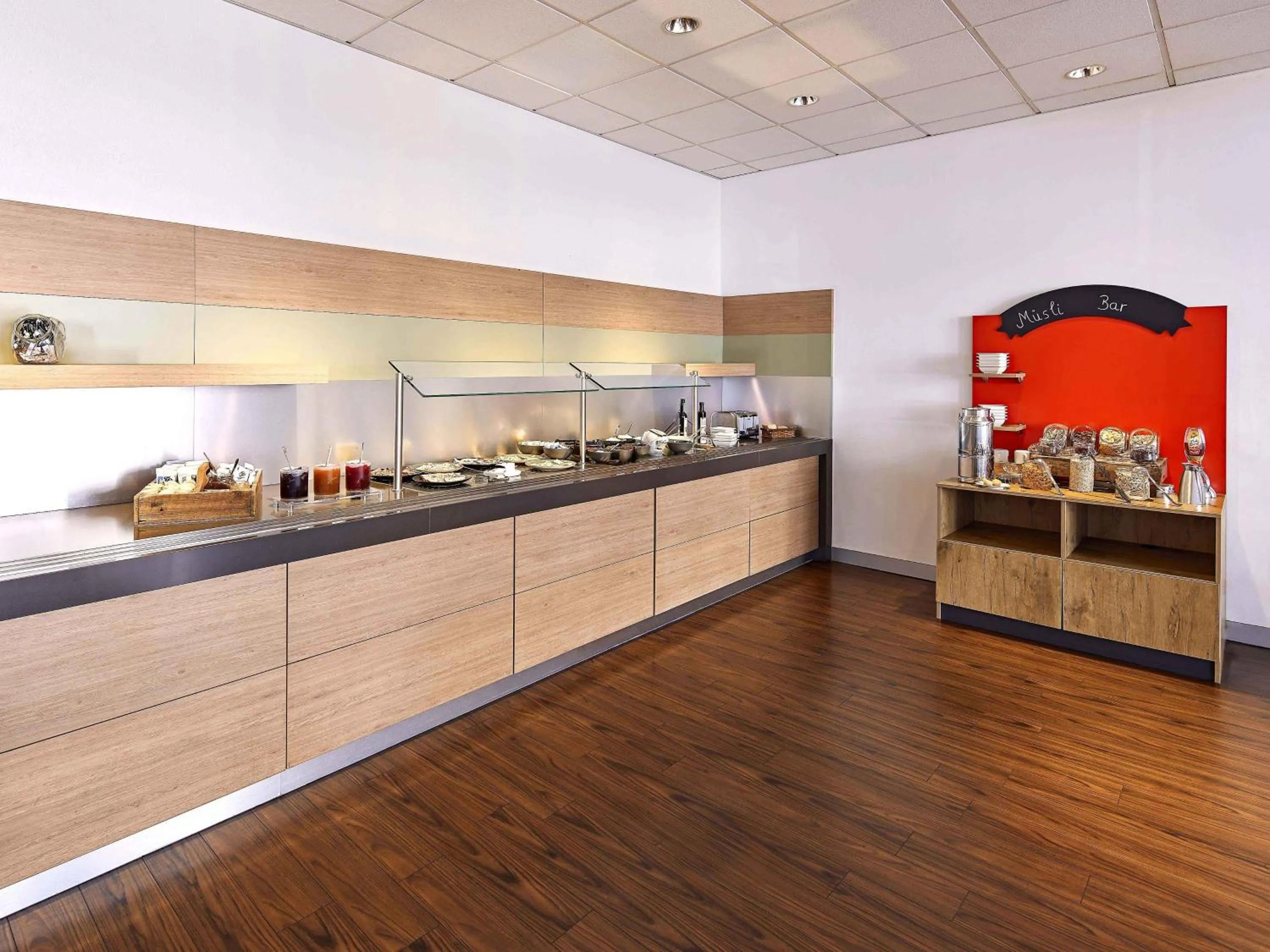 Lobby or reception in B&B Hotel Bonn-City