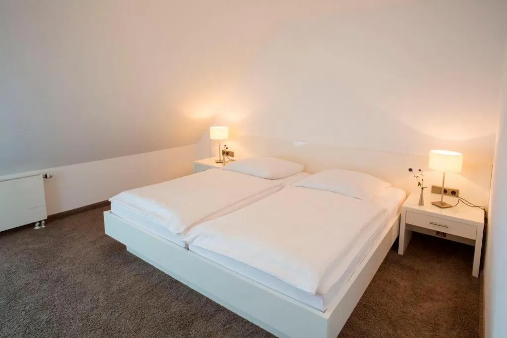 Bedroom, Bed in Landidyll Hotel Lamm