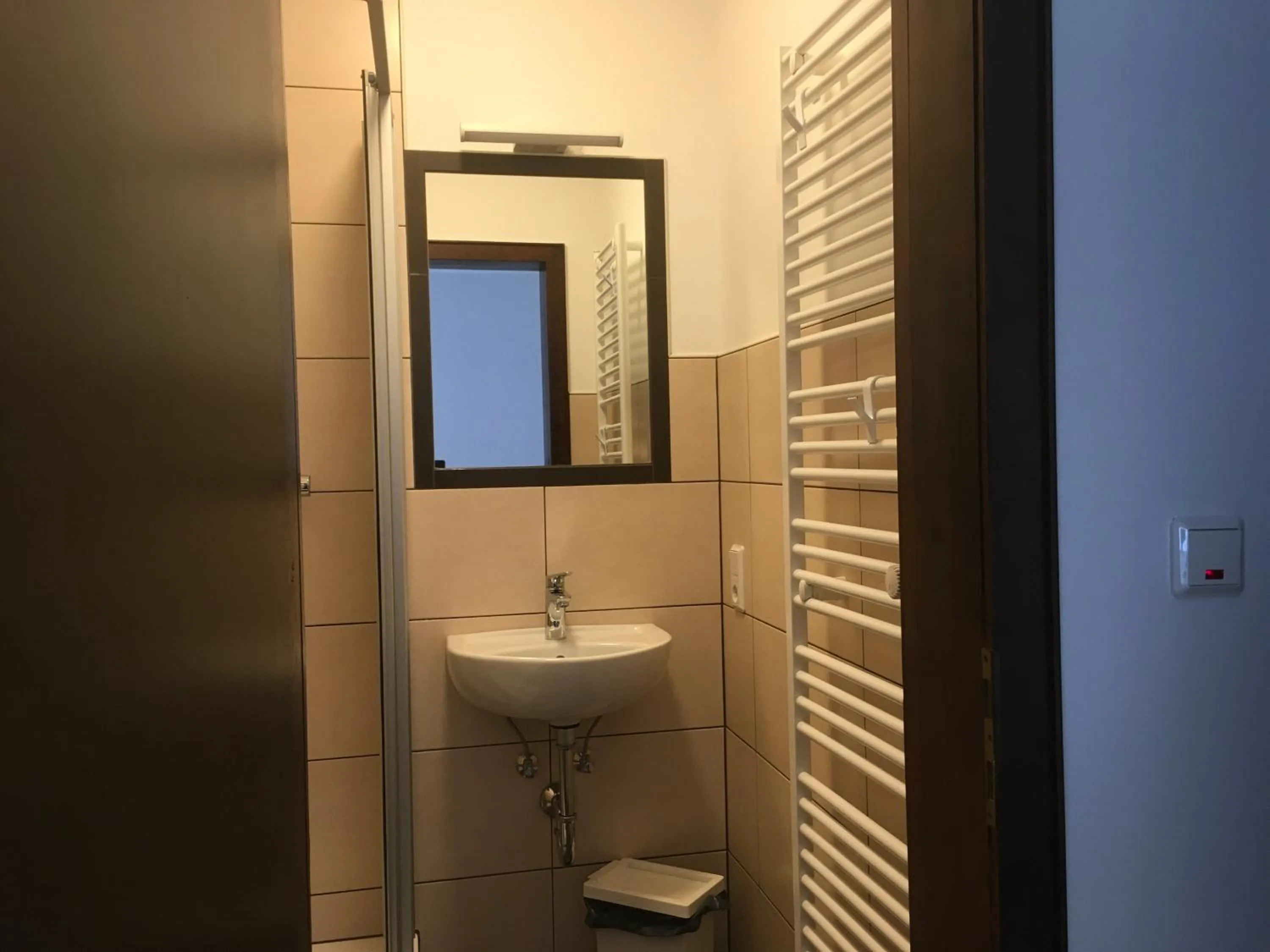 Shower in Hotel-Pension zum Paradies