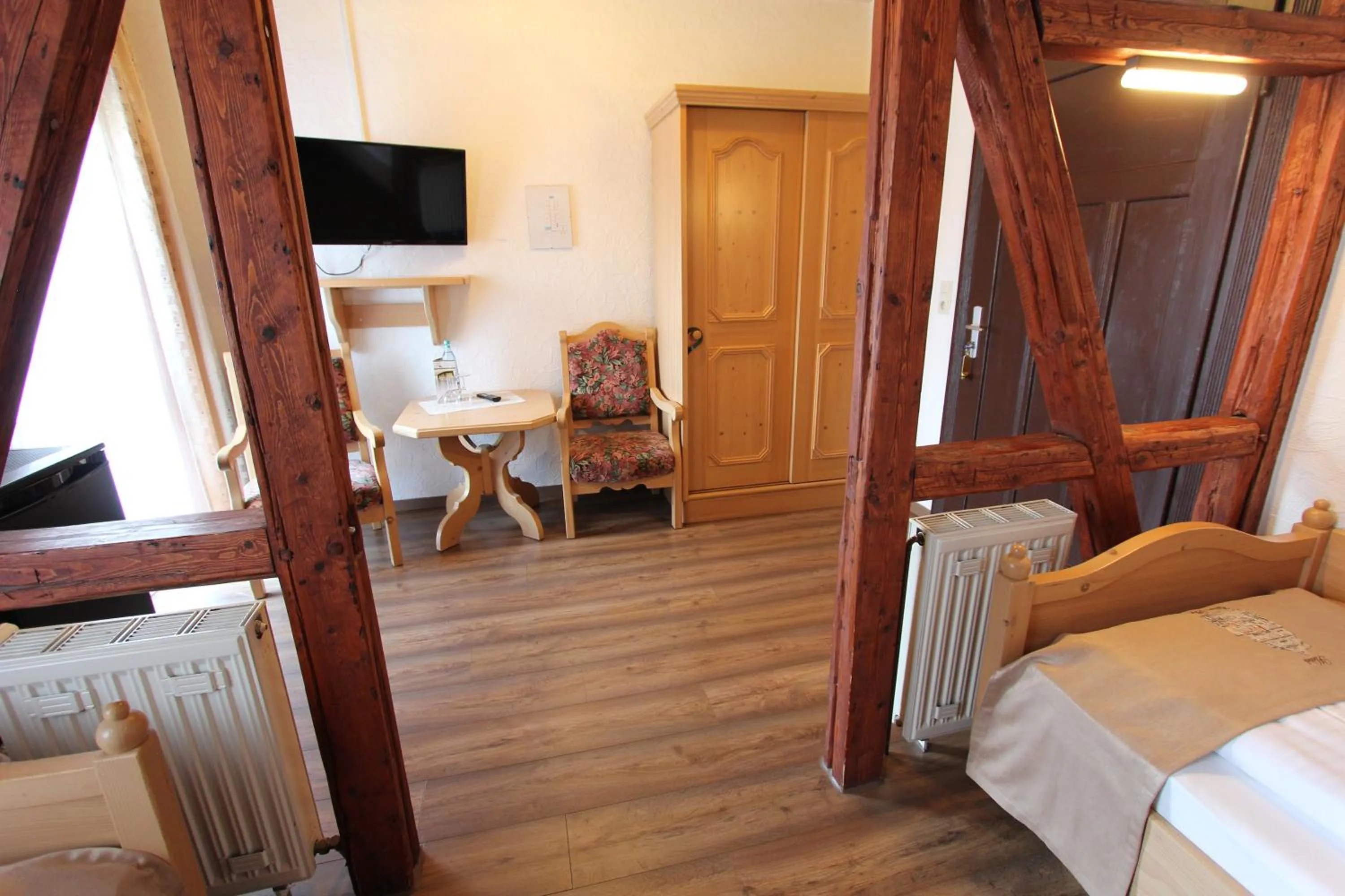 TV and multimedia, Bed in Hotel "Glück Auf "