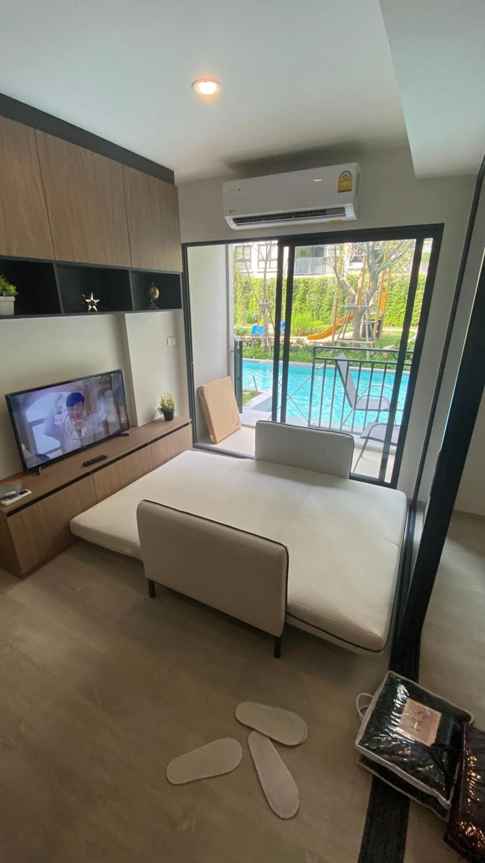 La Casita pool access condo HuaHin