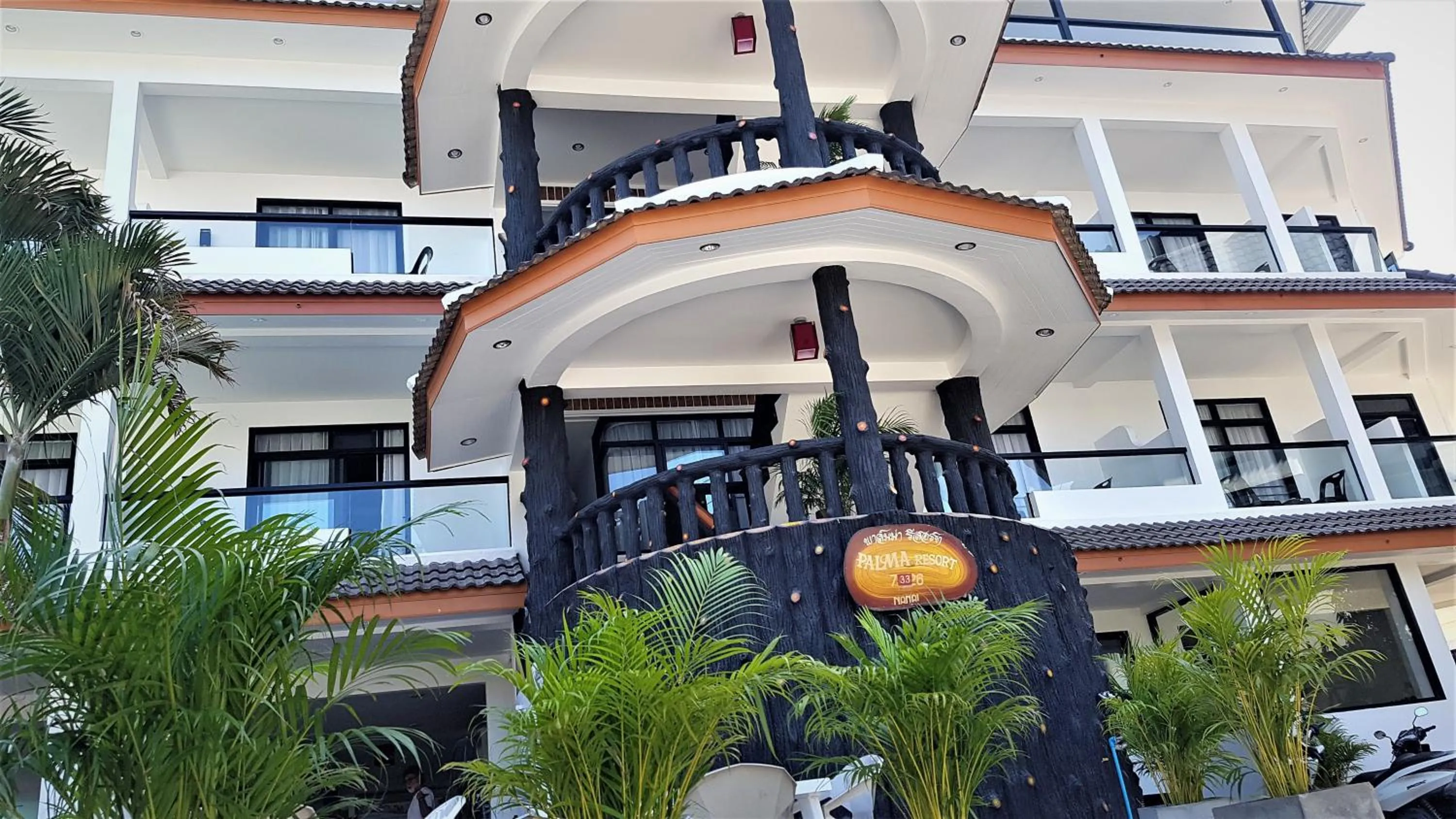 Property building in La Capannina Hotel Patong