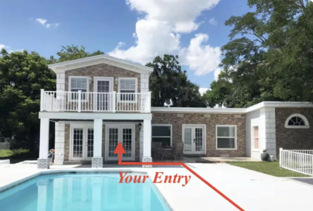 Pool view in 2 Bedroom Apartment