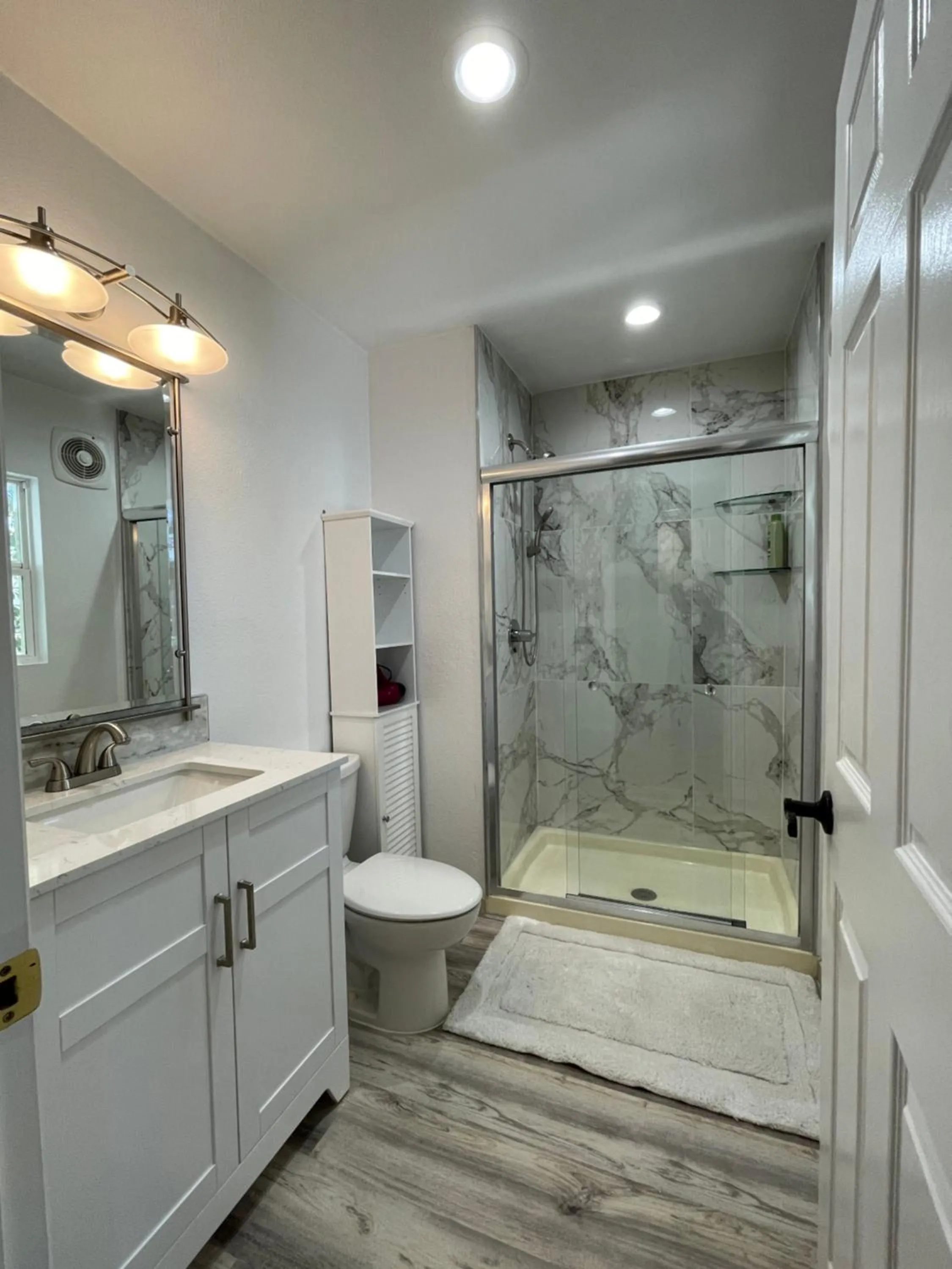 Bathroom in 2 Bedroom Apartment