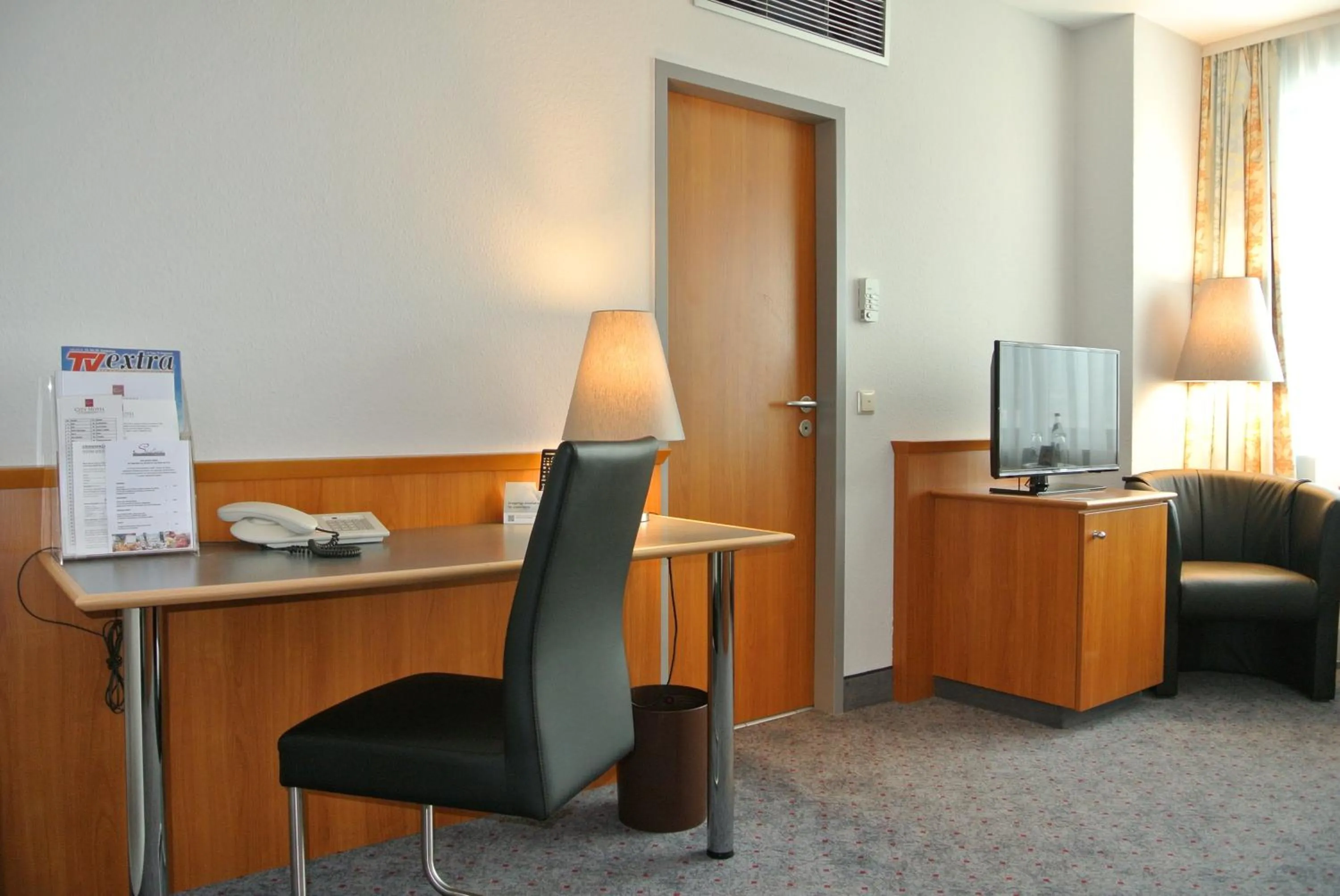 Photo of the whole room in City Hotel Suhl