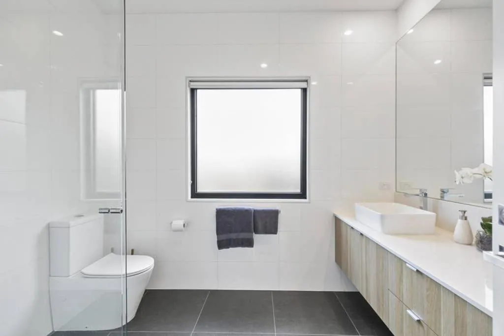 Stunning Main Beach Location- Anglesea