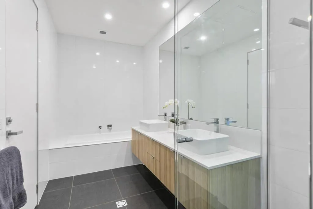 Stunning Main Beach Location- Anglesea