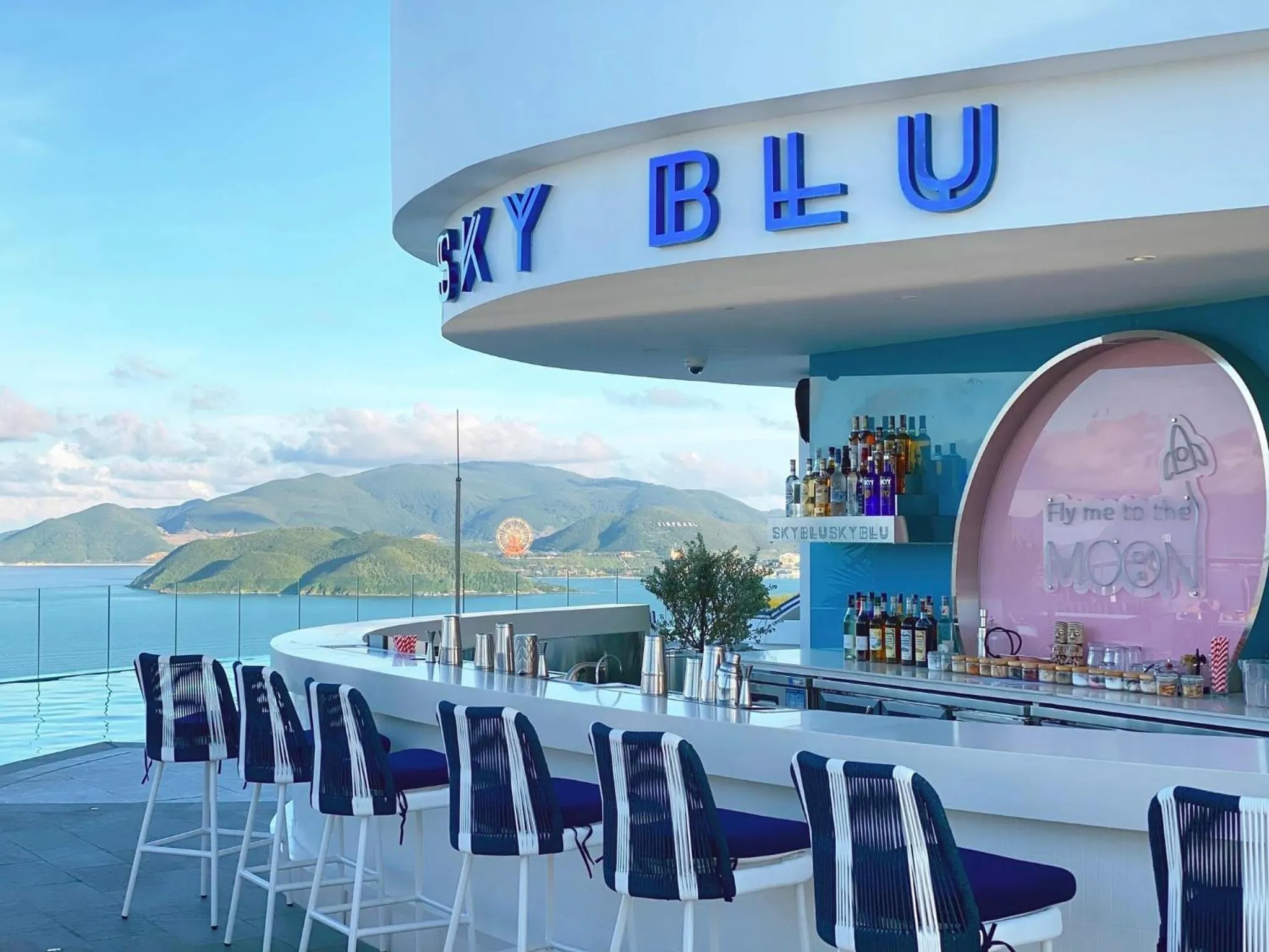 Swimming pool in Homie Panorama Beachfront Residences Nha Trang