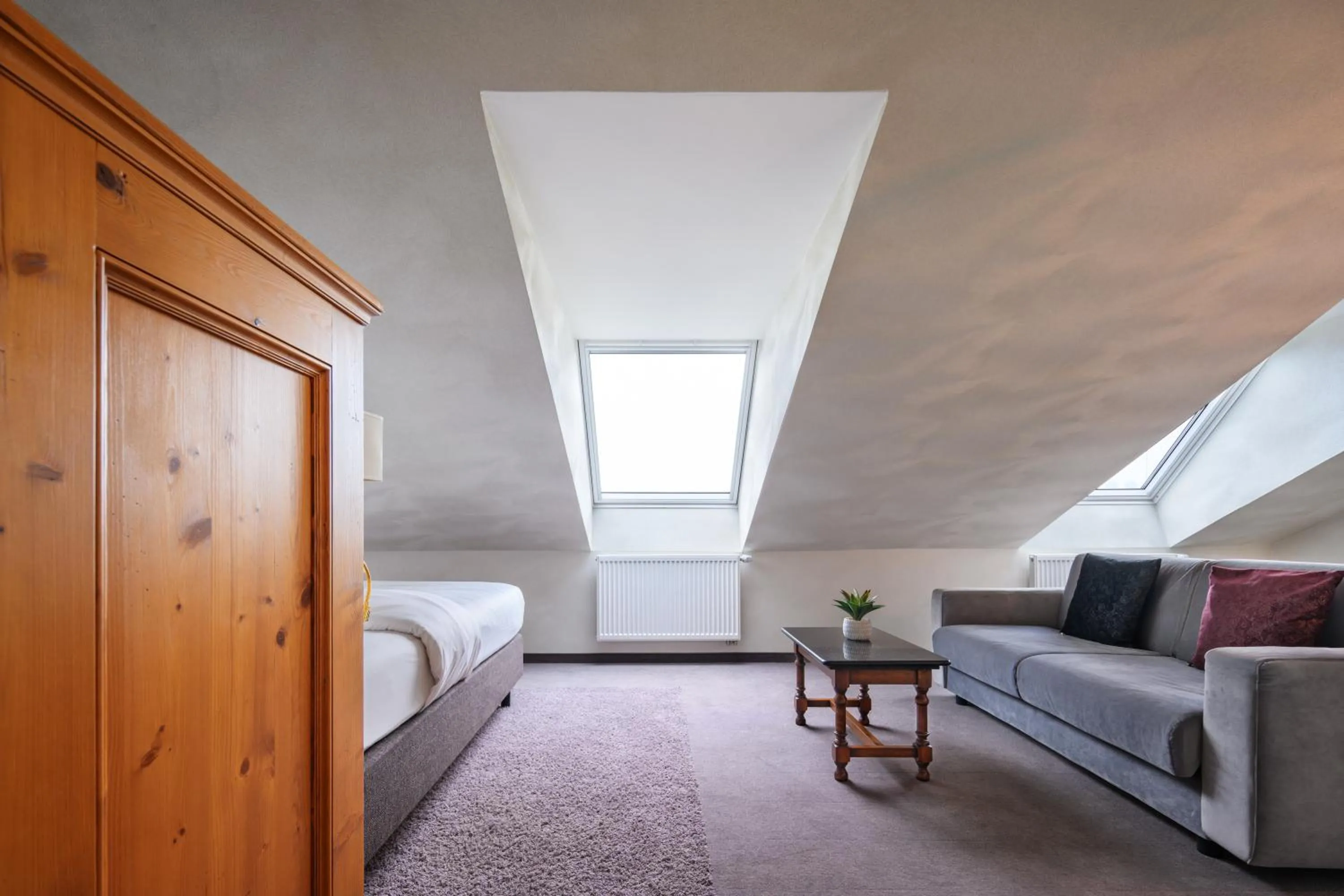 Bed in KING's Hotel First