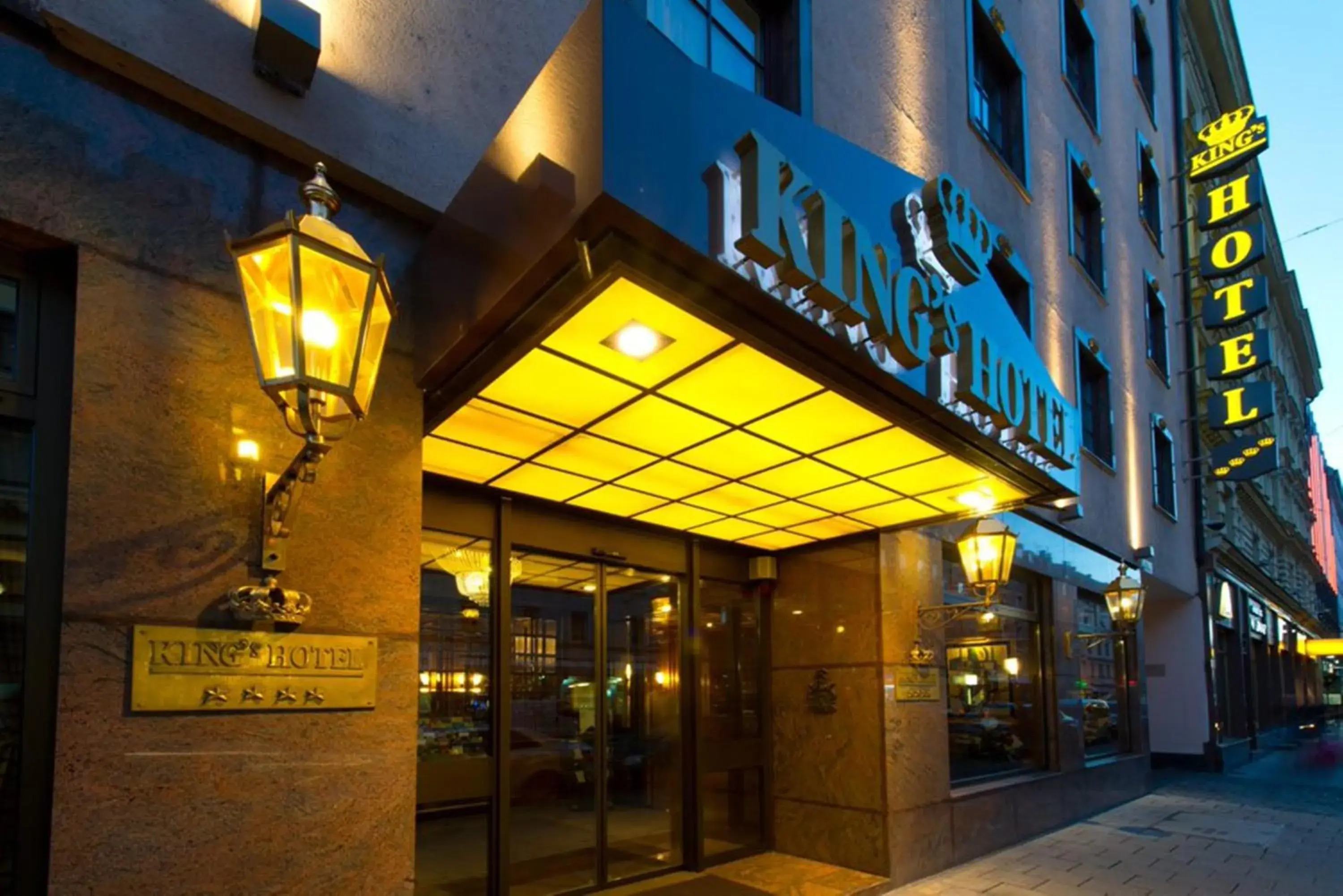 Property building in KING's Hotel First Property building in KING's Hotel First