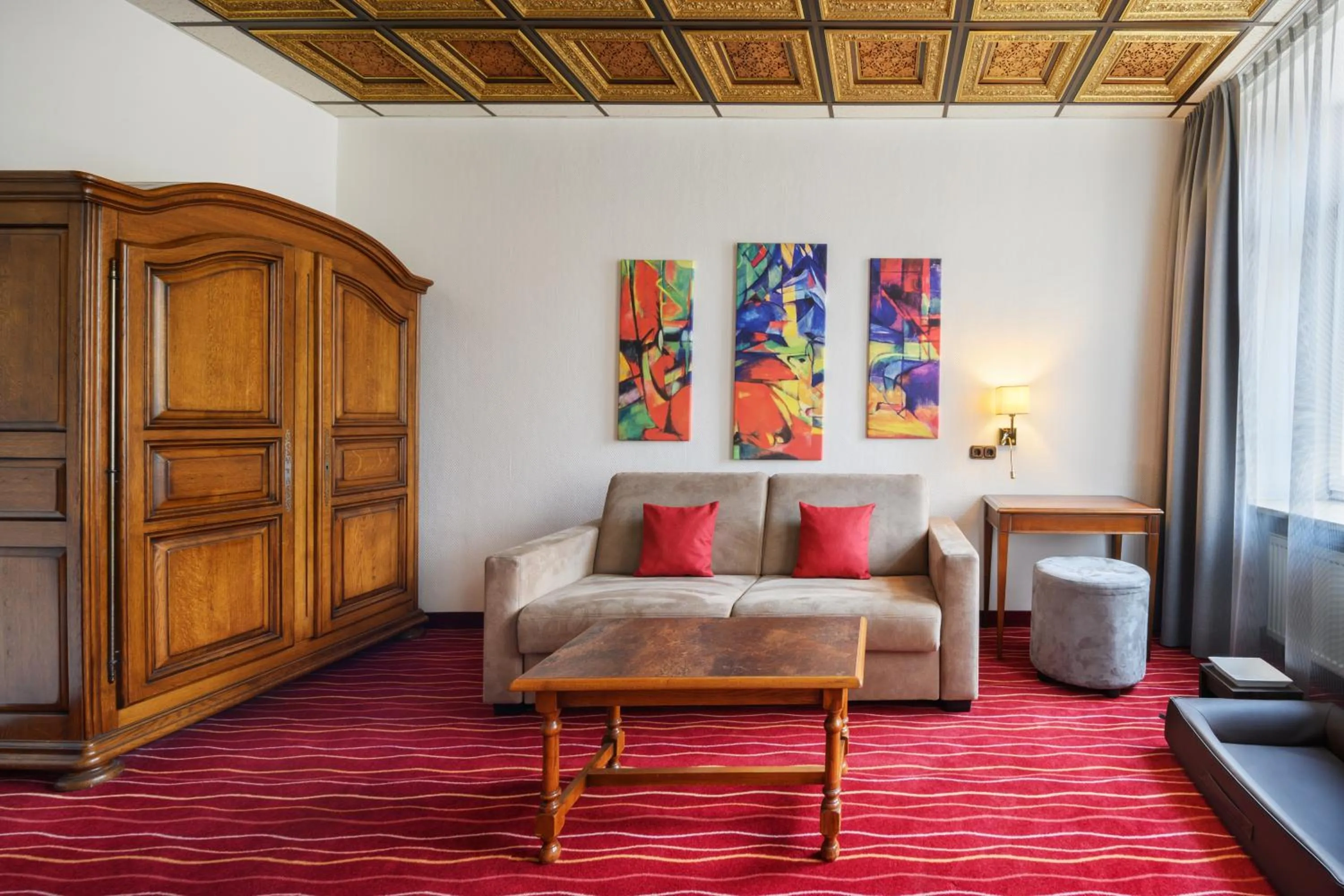 Living room in KING's Hotel First