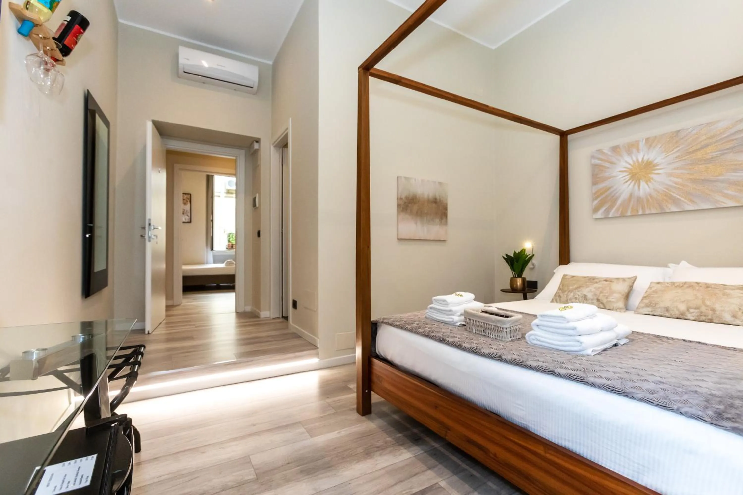 Photo of the whole room, Bed in Suites 44 - Guesthouse close to Vaticano, San Pietro, Castel Sant'angelo