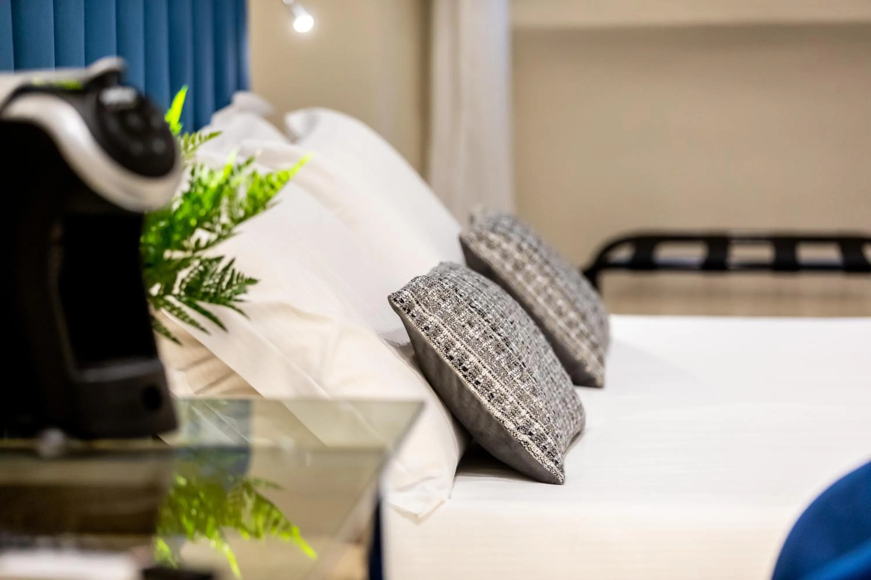 Bed in Suites 44 - Guesthouse close to Vaticano, San Pietro, Castel Sant'angelo