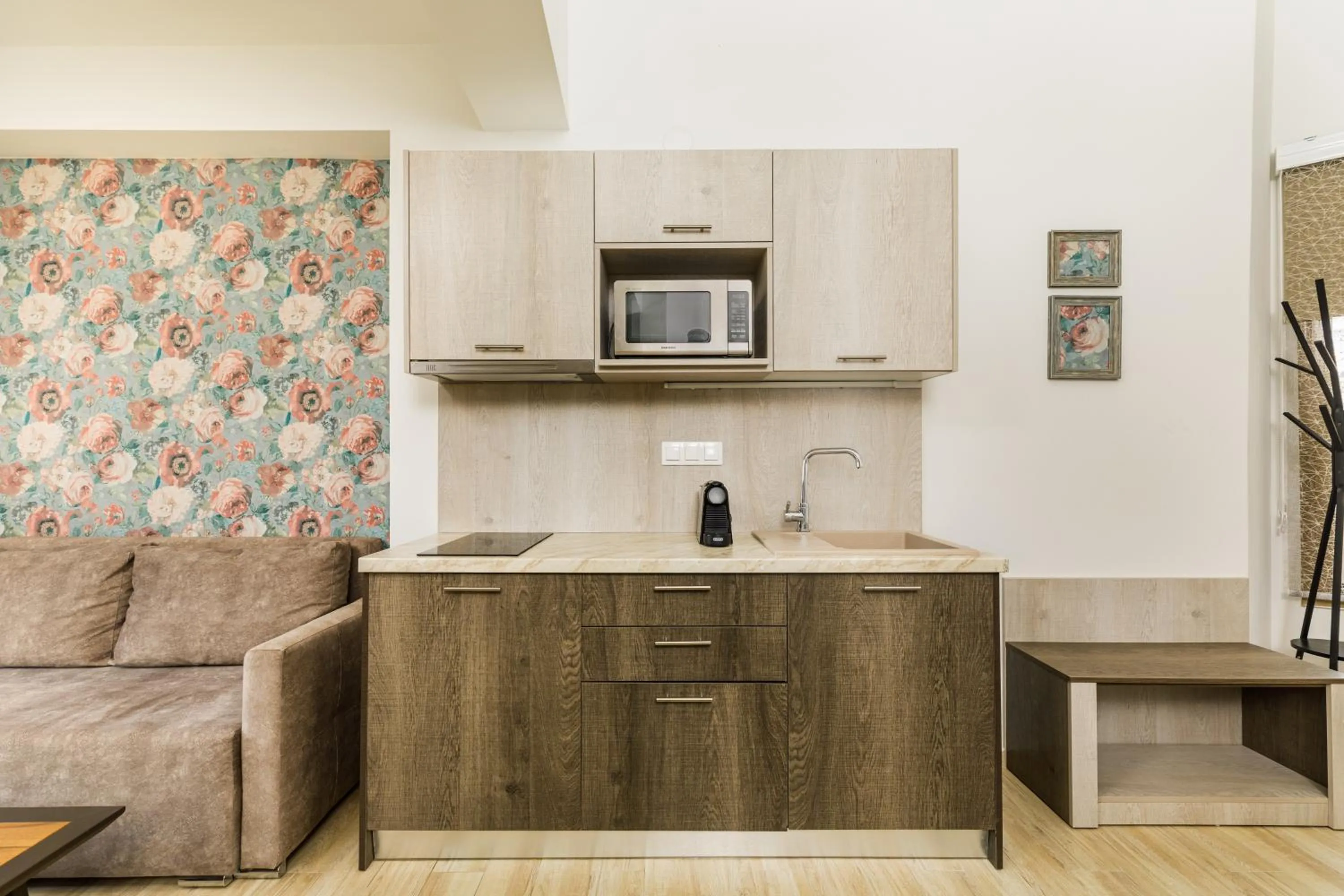Kitchen or kitchenette in Aria Garden Suites