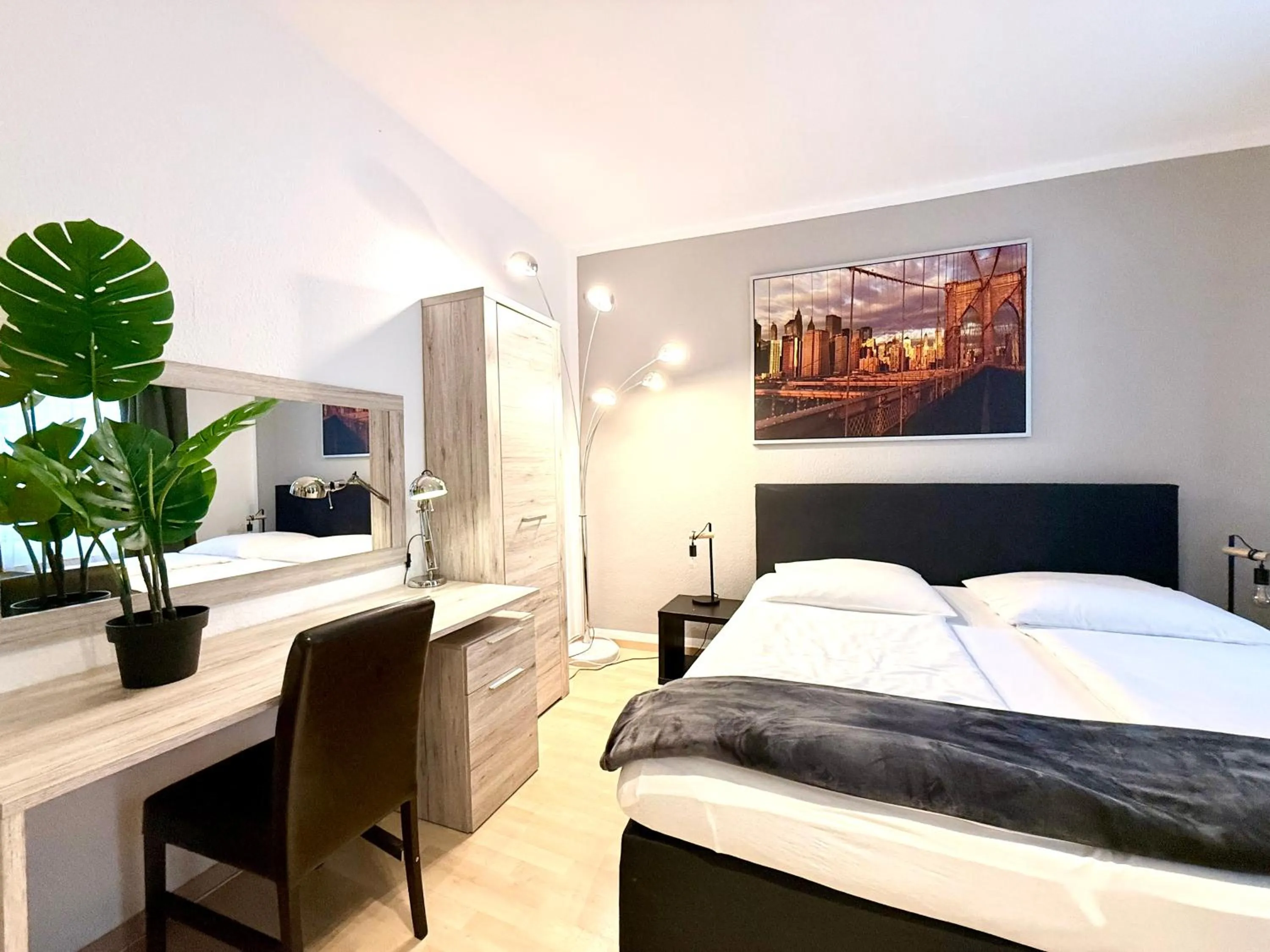 Bed in Altstadthotel Hayk am Rhein